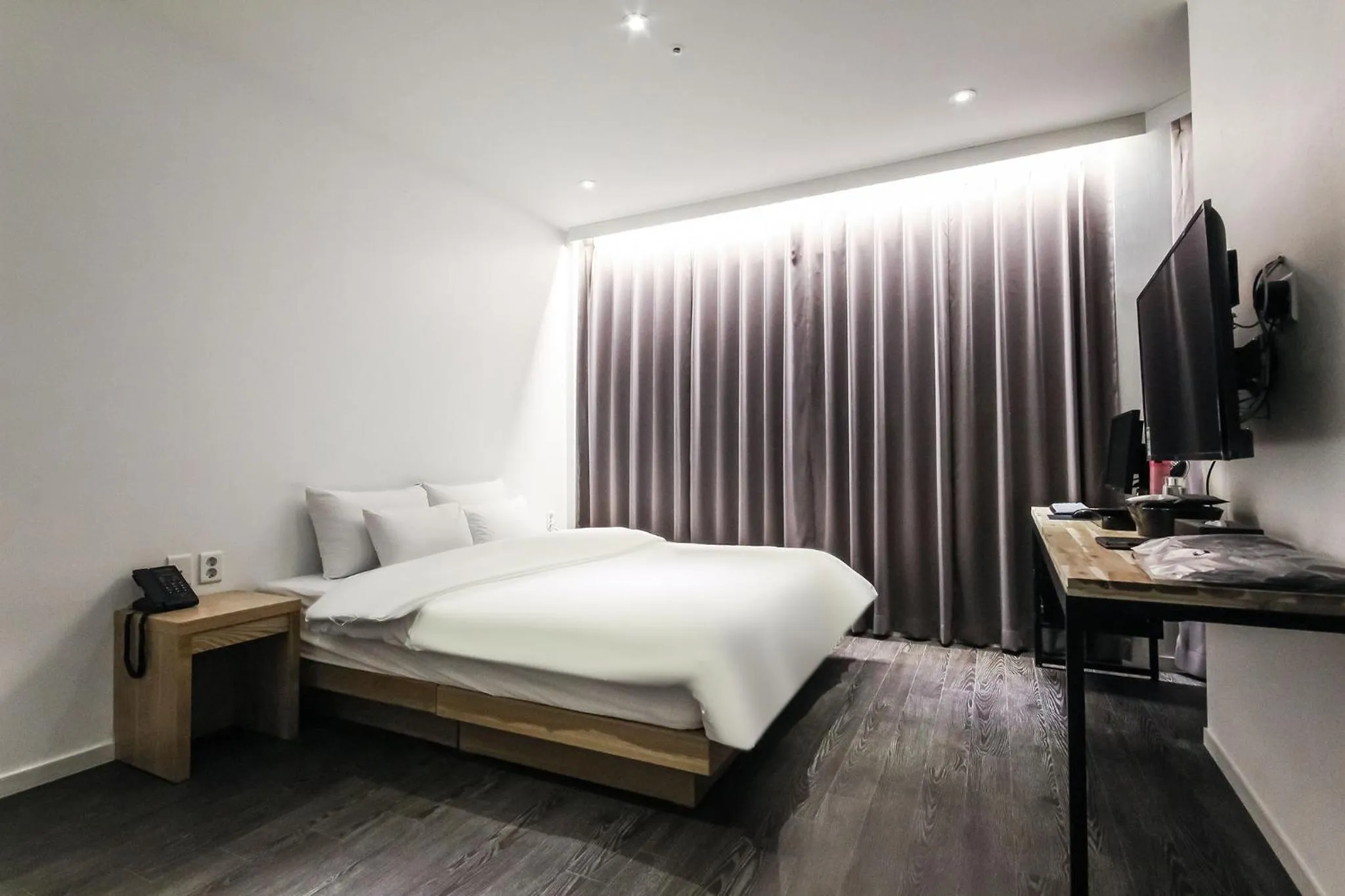 Bed in Biennale Hotel