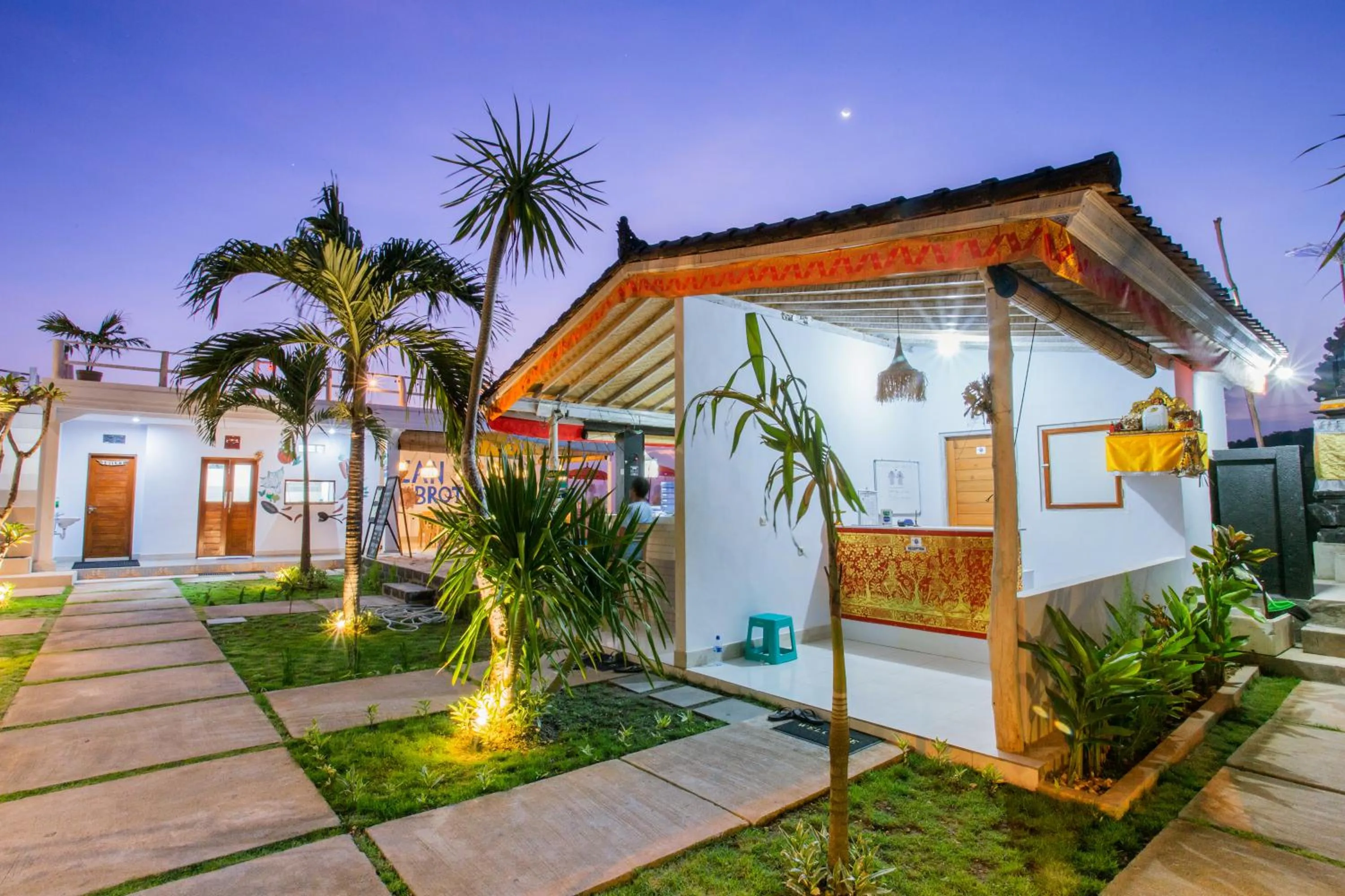 Property building in Rumah Marta Ceningan Island