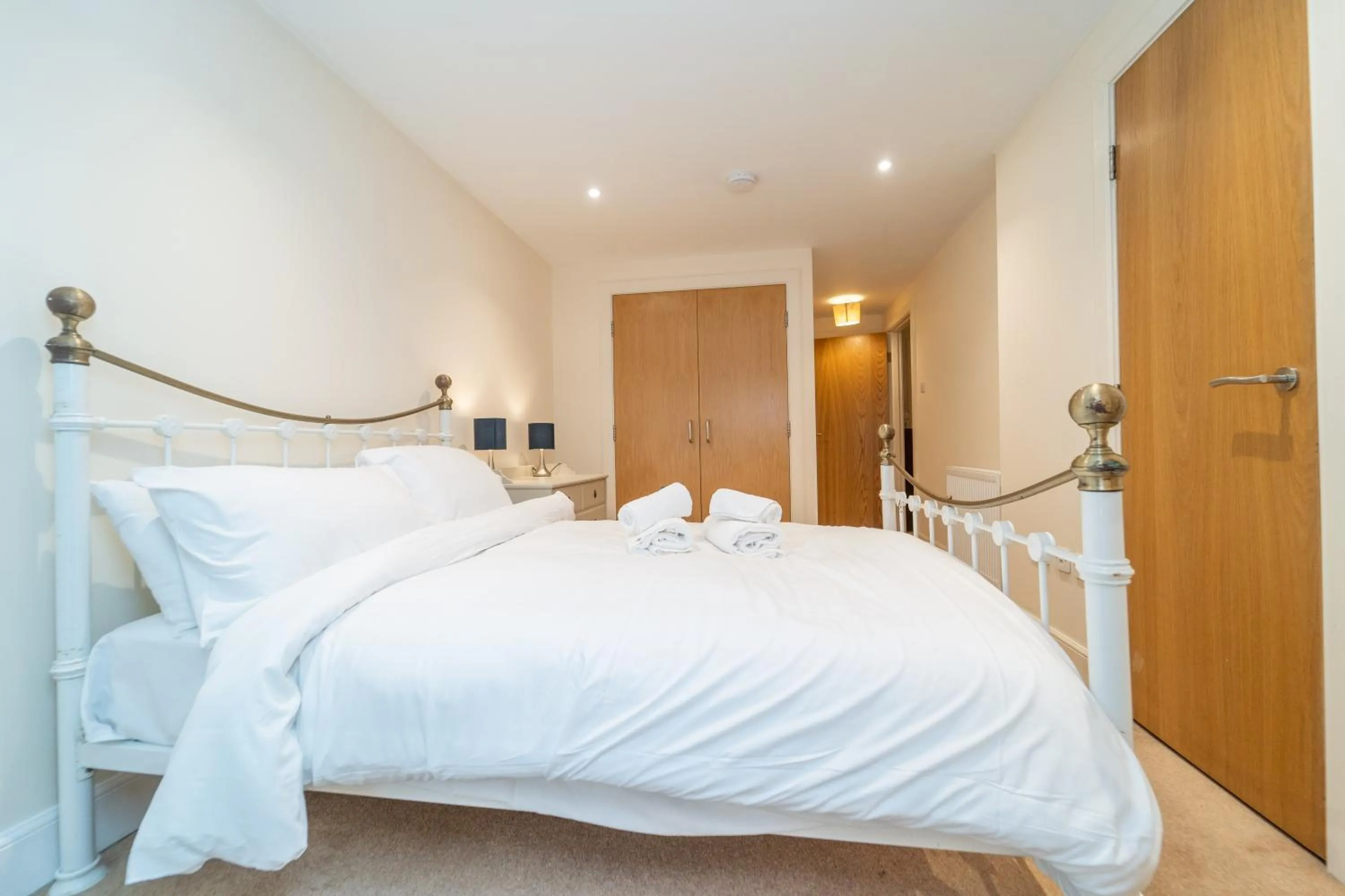 Bed in Edinburgh Church Apartments