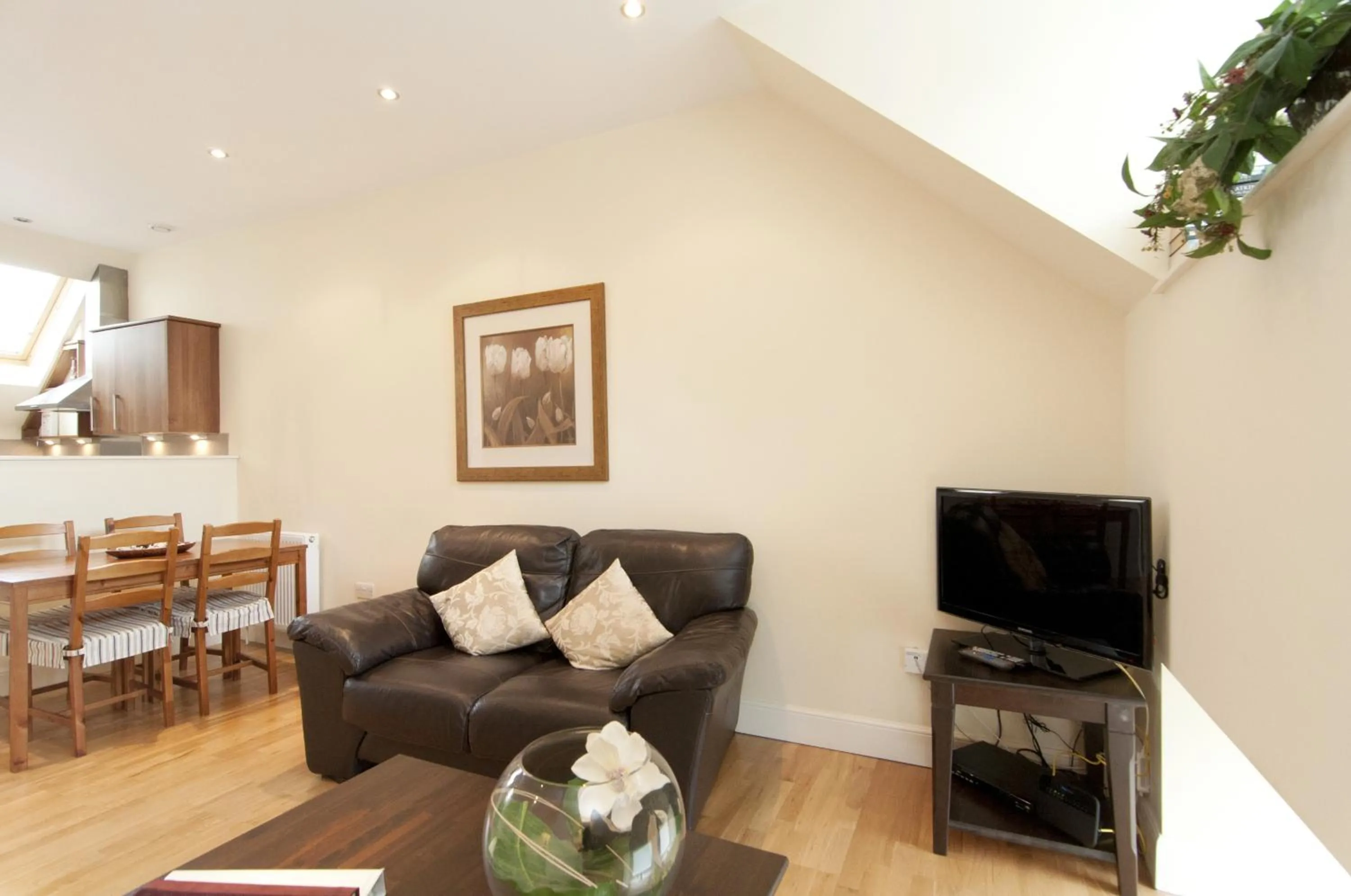 Living room in Edinburgh Church Apartments