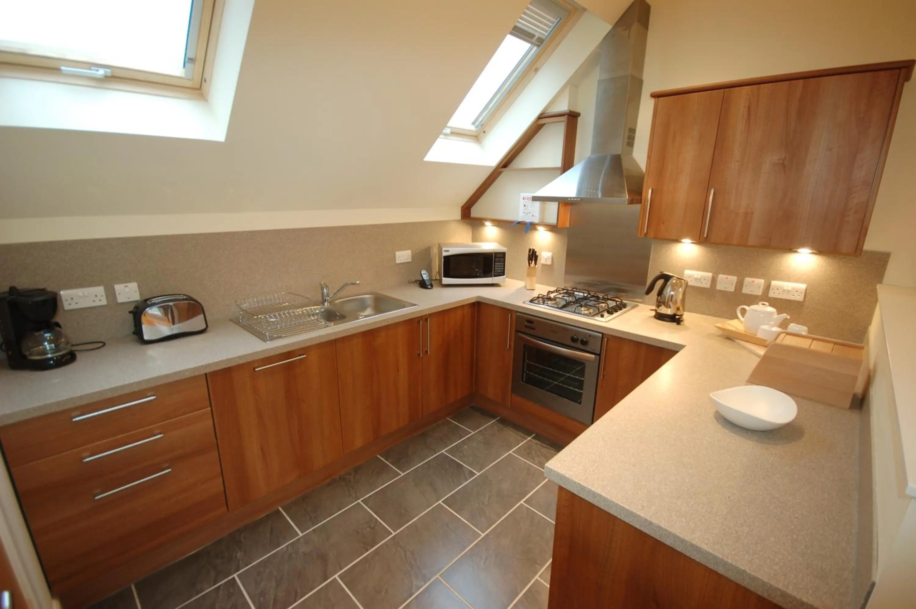 Kitchen or kitchenette in Edinburgh Church Apartments