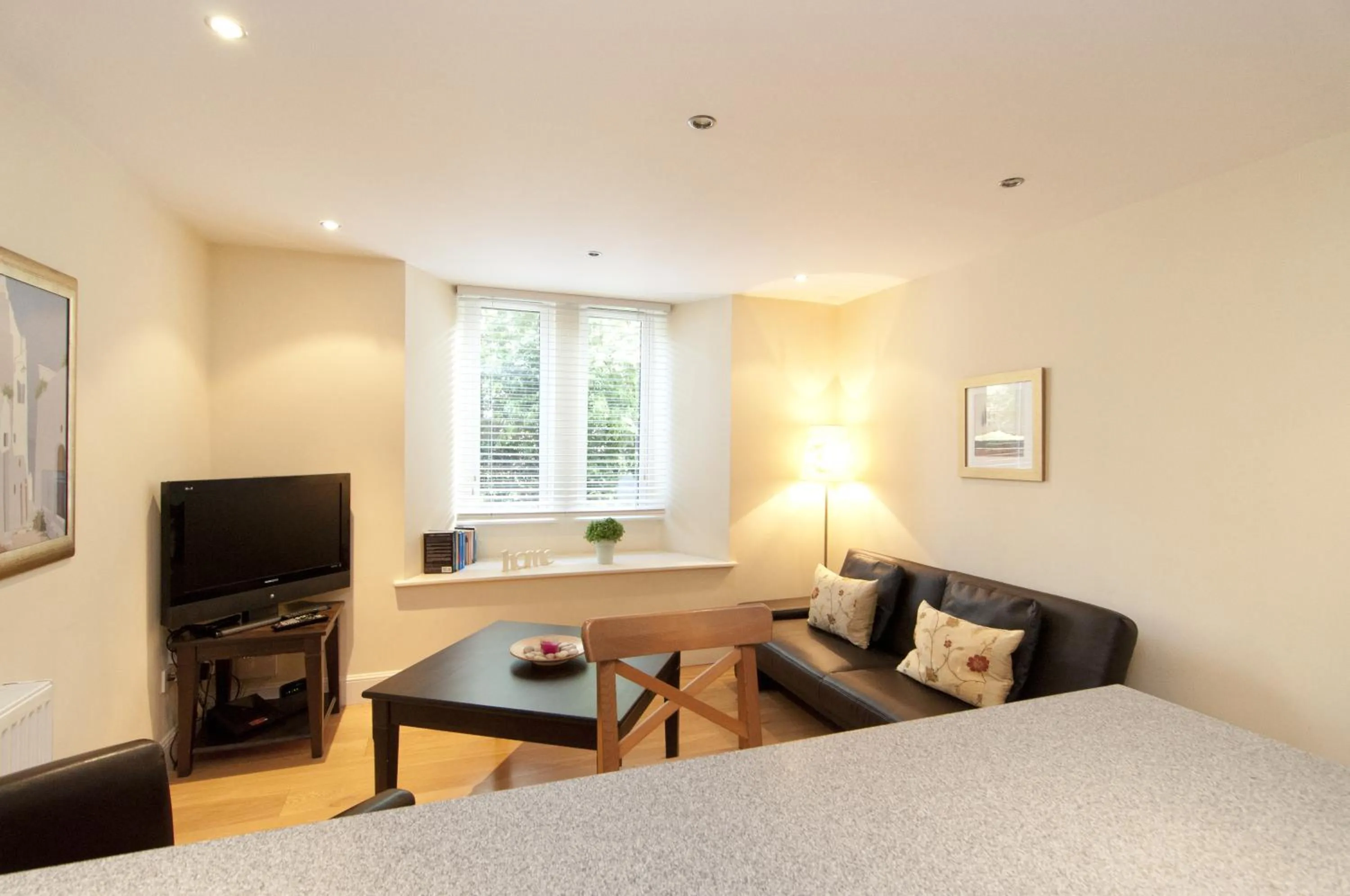 Living room in Edinburgh Church Apartments