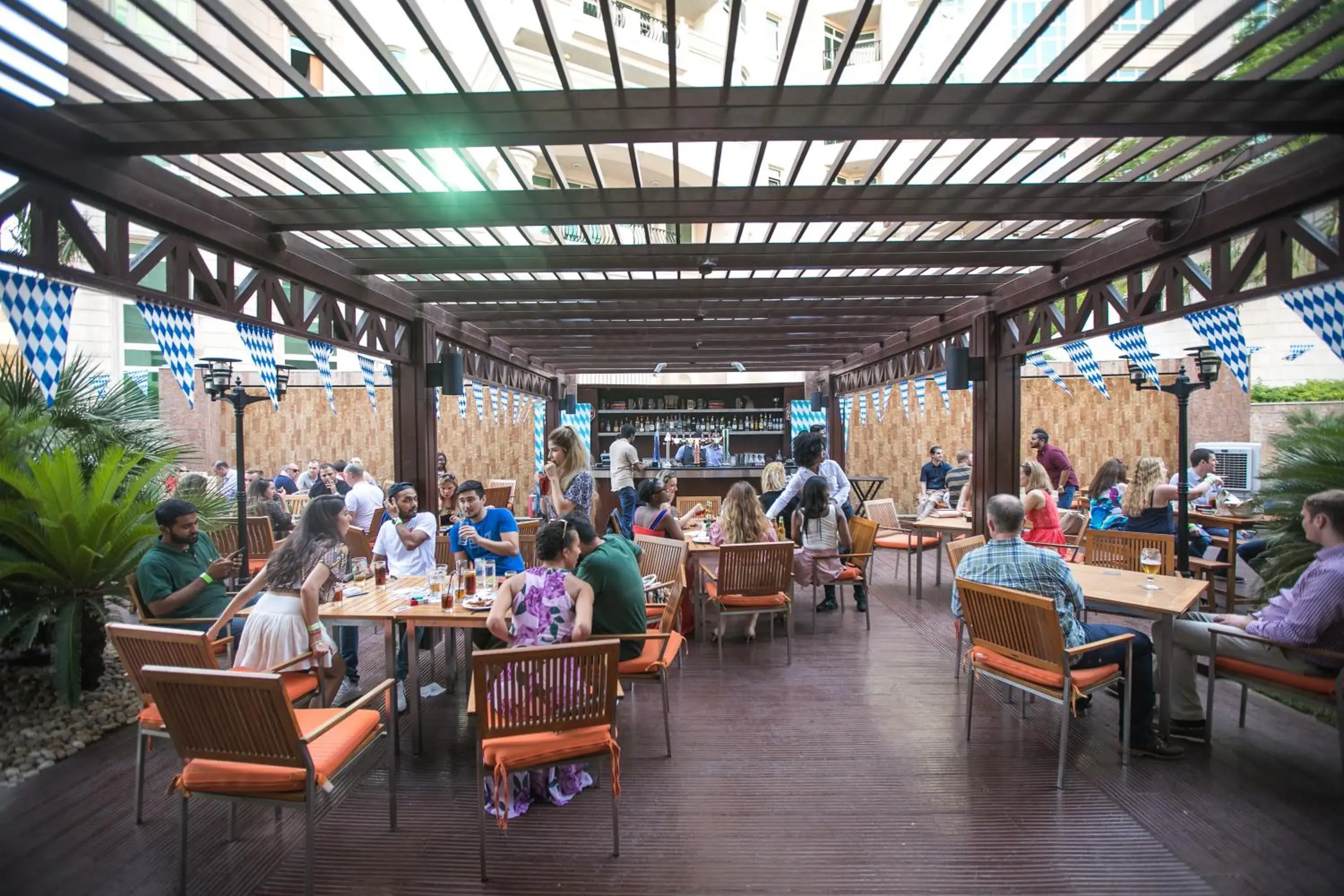 Restaurant/places to eat in Roda Al Murooj Residences Restaurant/places to eat in Roda Al Murooj Residences