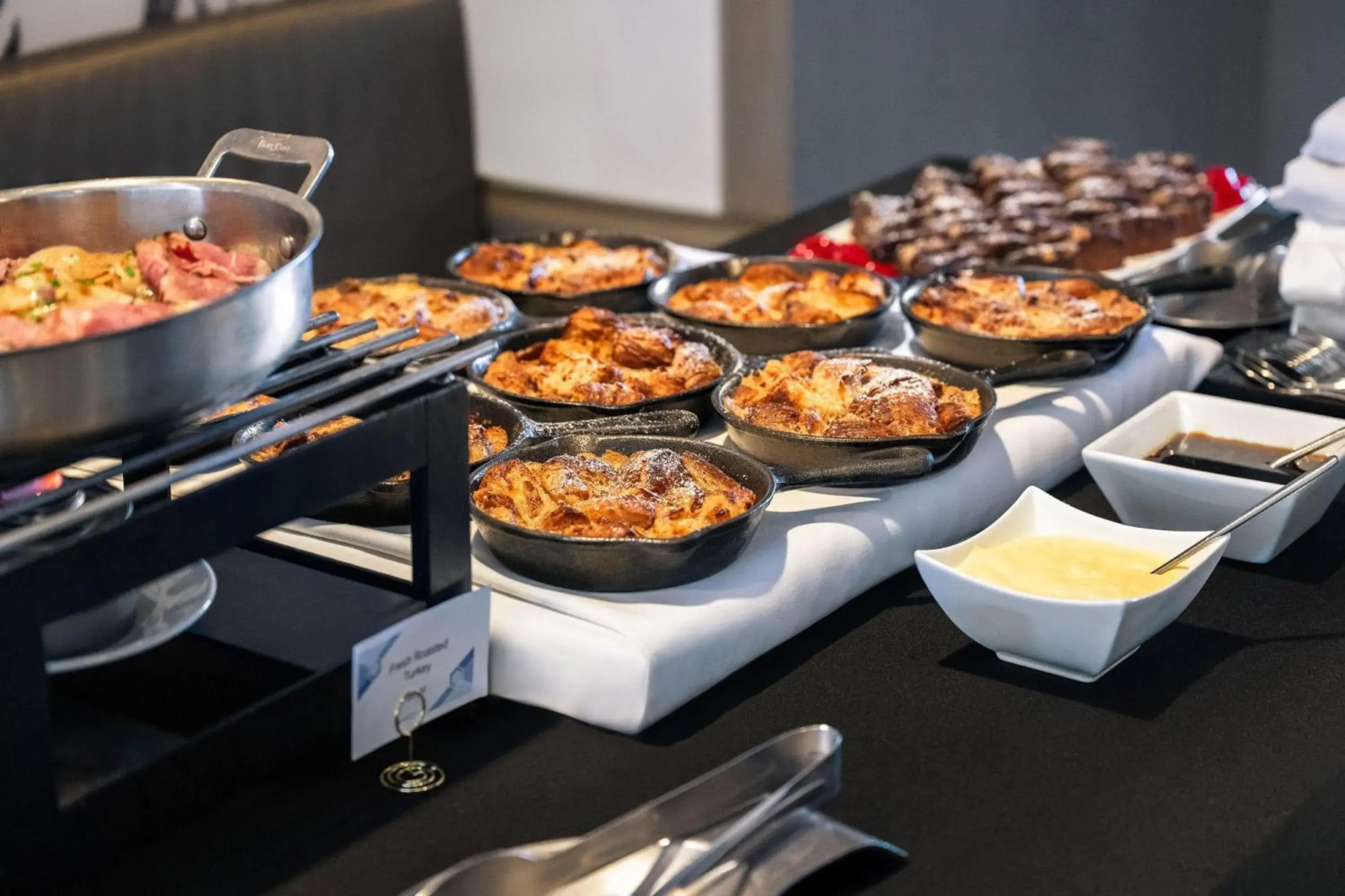 Restaurant/places to eat in Hyatt Regency Schaumburg Chicago Restaurant/places to eat in Hyatt Regency Schaumburg Chicago