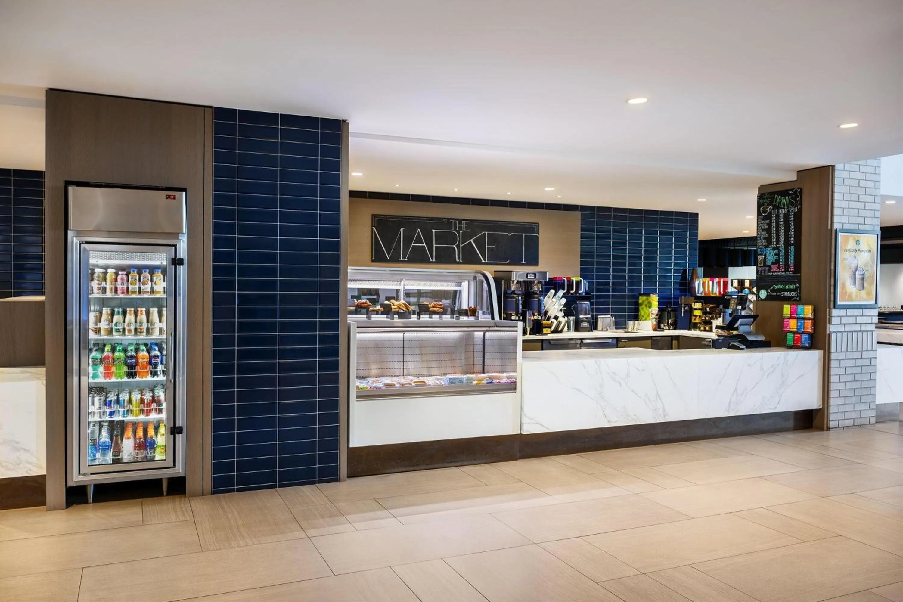 Restaurant/places to eat in Hyatt Regency Schaumburg Chicago