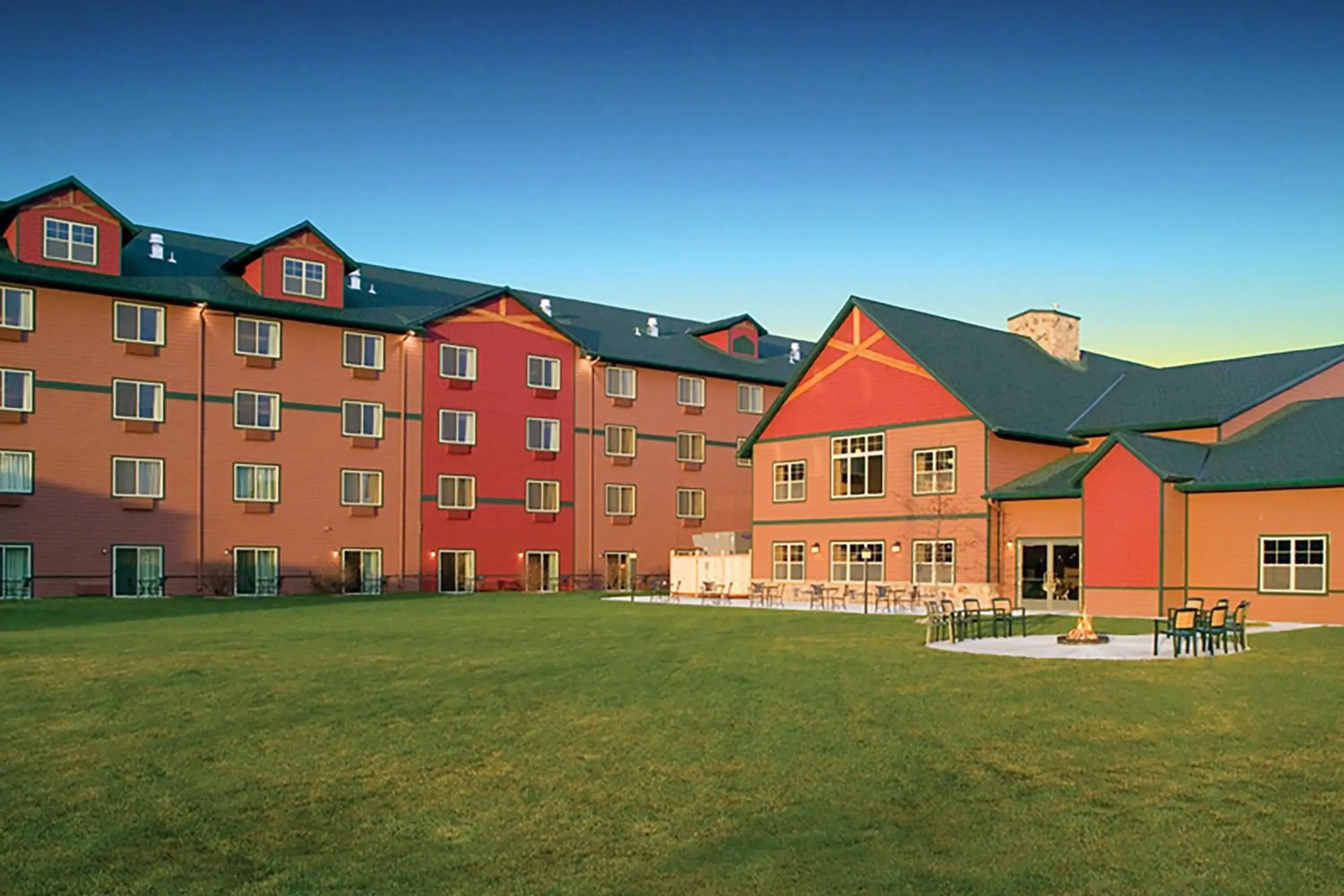 Property building in The Lodge at Brainerd Lakes, Trademark Collection by Wyndham Property building in The Lodge at Brainerd Lakes, Trademark Collection by Wyndham