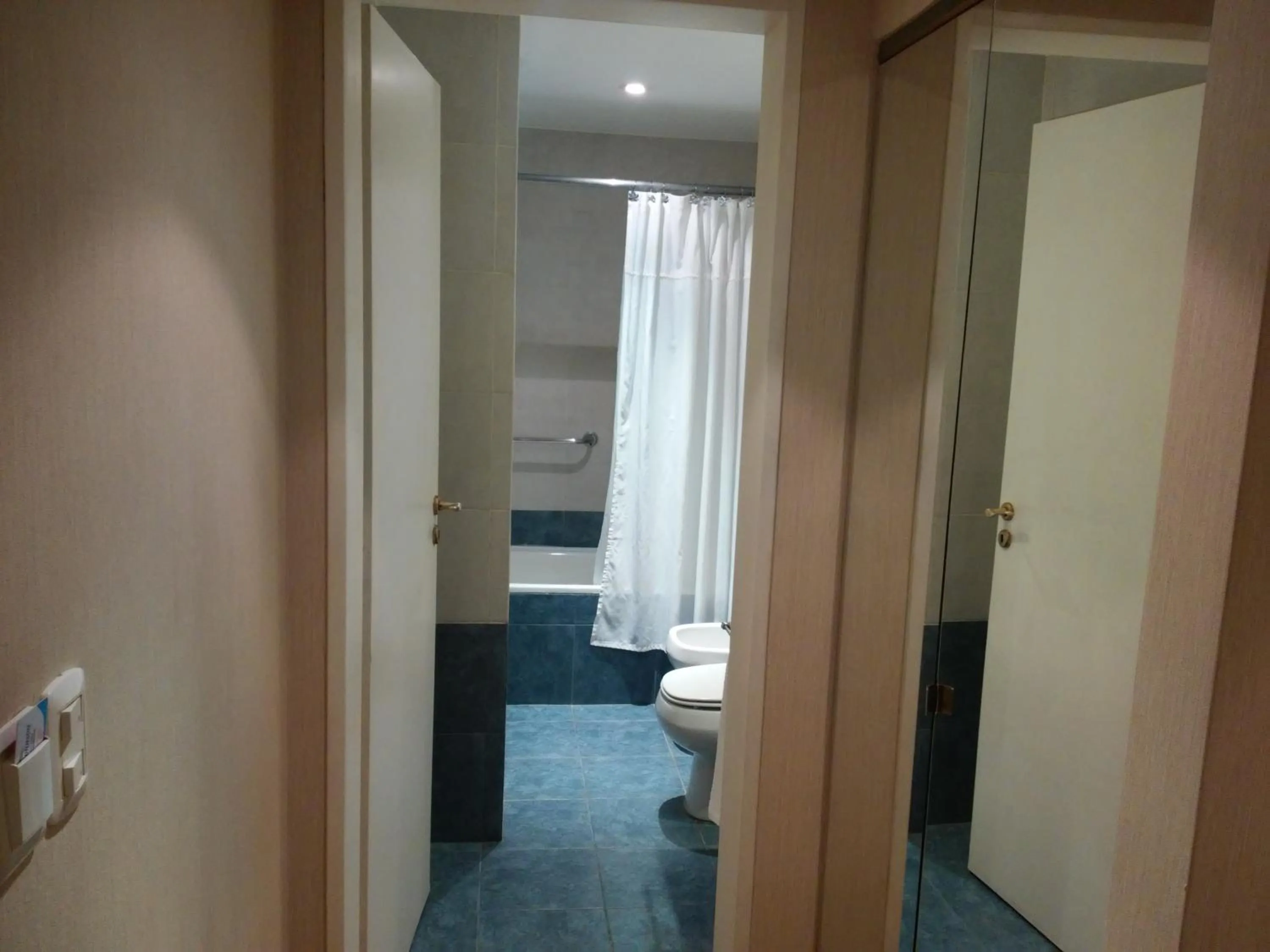 Bathroom in Howard Johnson by Wyndham San Pedro