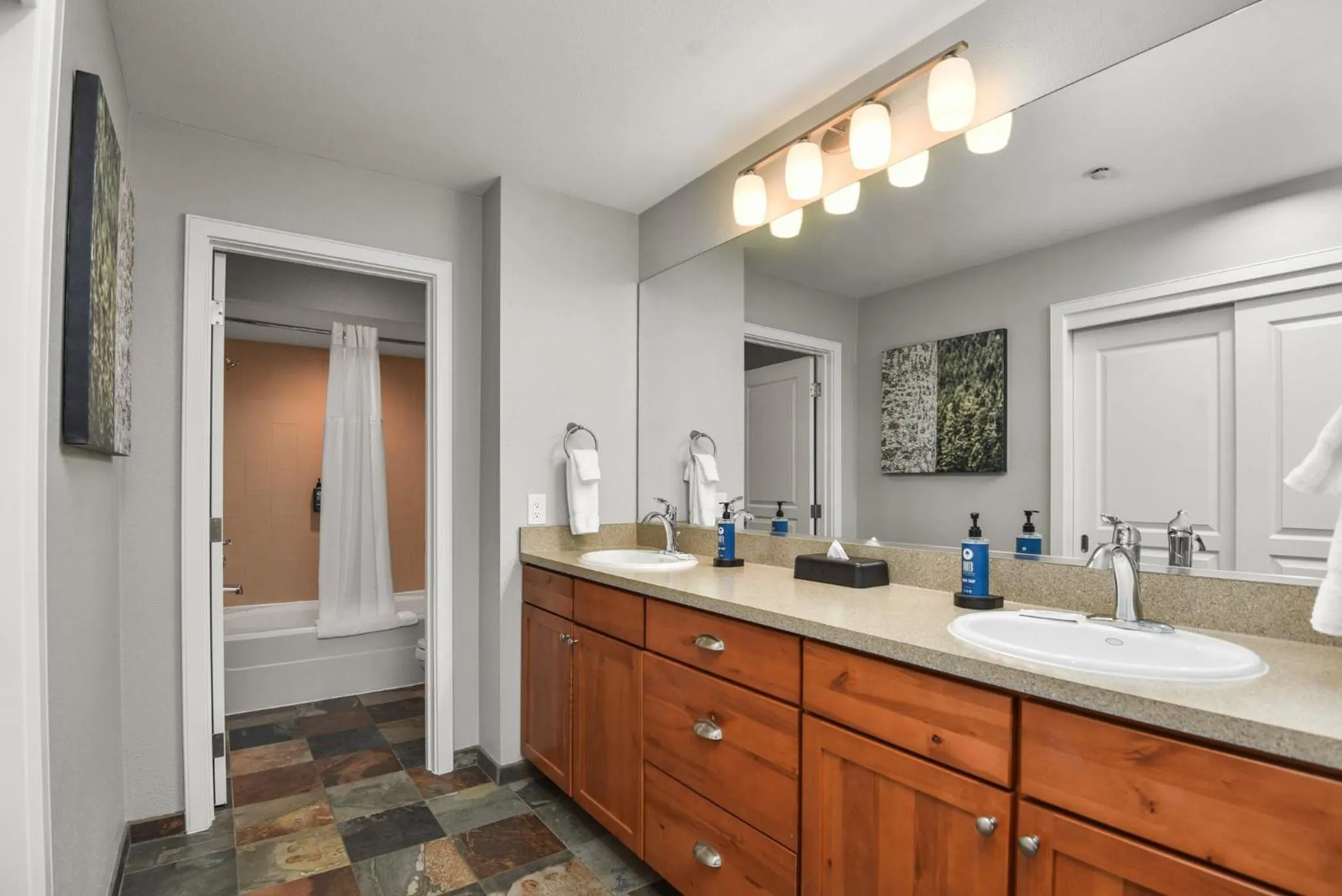 Bathroom in WorldMark Arrow Point