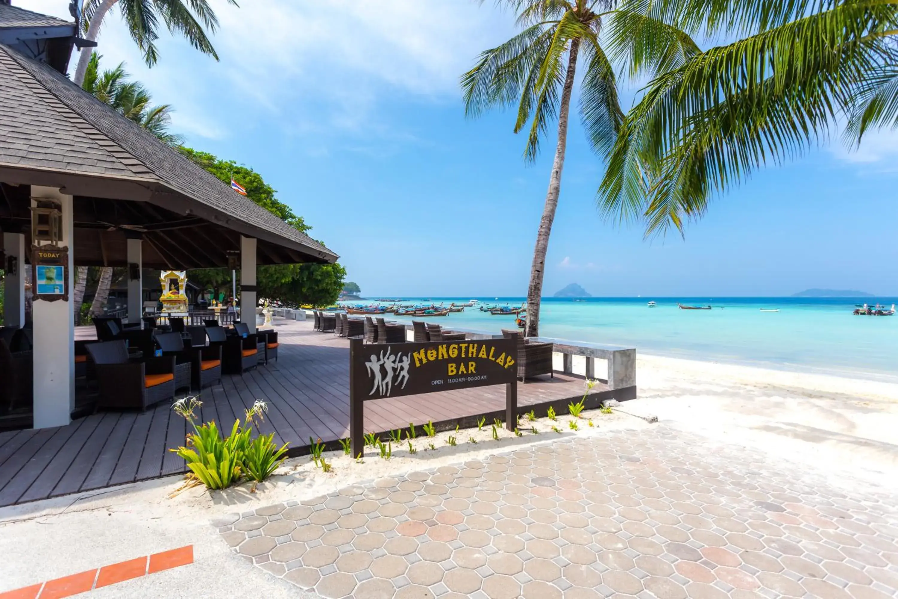 Phi Phi Holiday Resort, Leam Tong Beach Phi Phi Holiday Resort, Leam Tong Beach