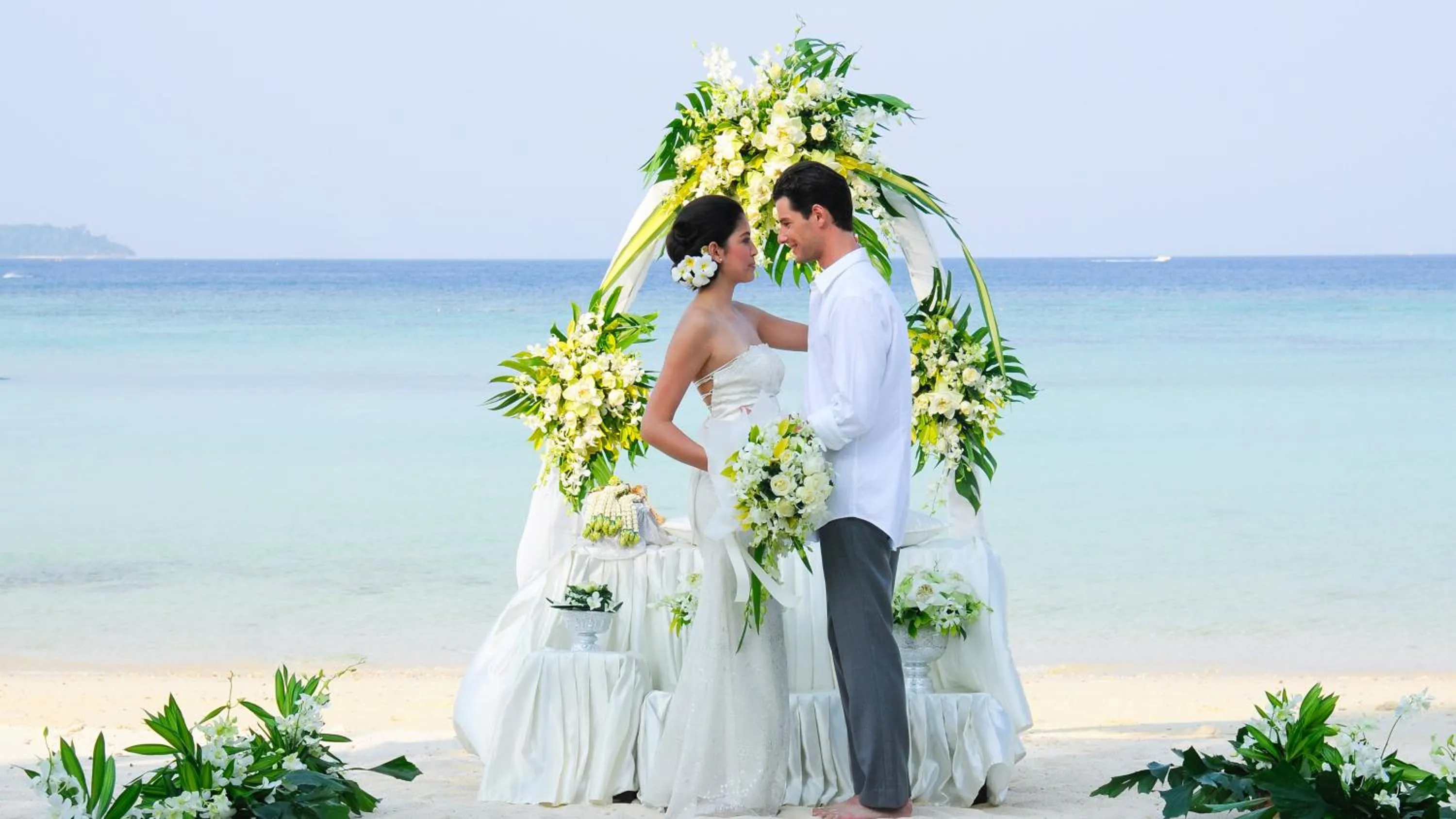 Day in Phi Phi Holiday Resort