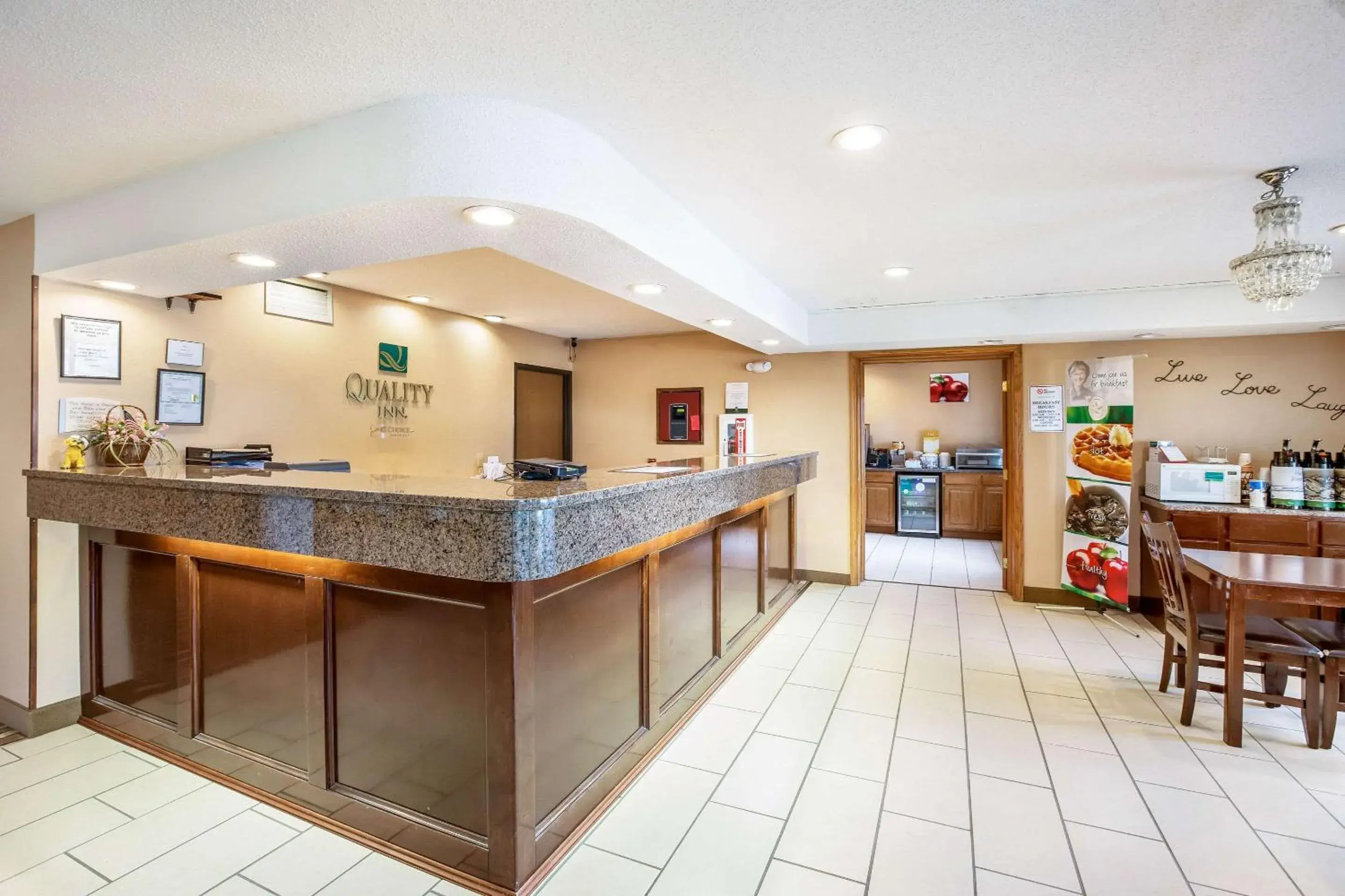 Lobby or reception in Quality Inn - Storm Lake Lobby or reception in Quality Inn - Storm Lake
