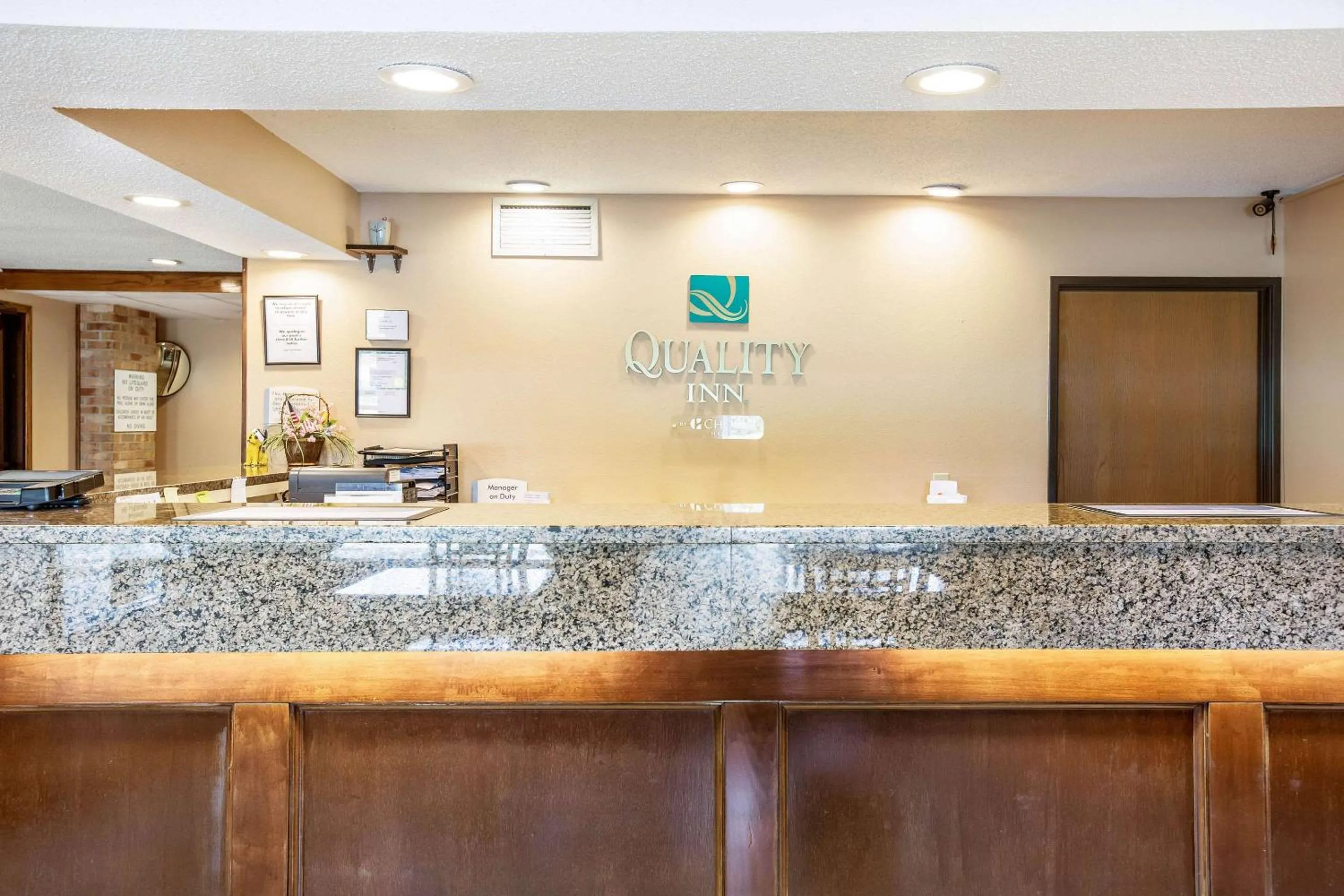 Lobby or reception in Quality Inn - Storm Lake