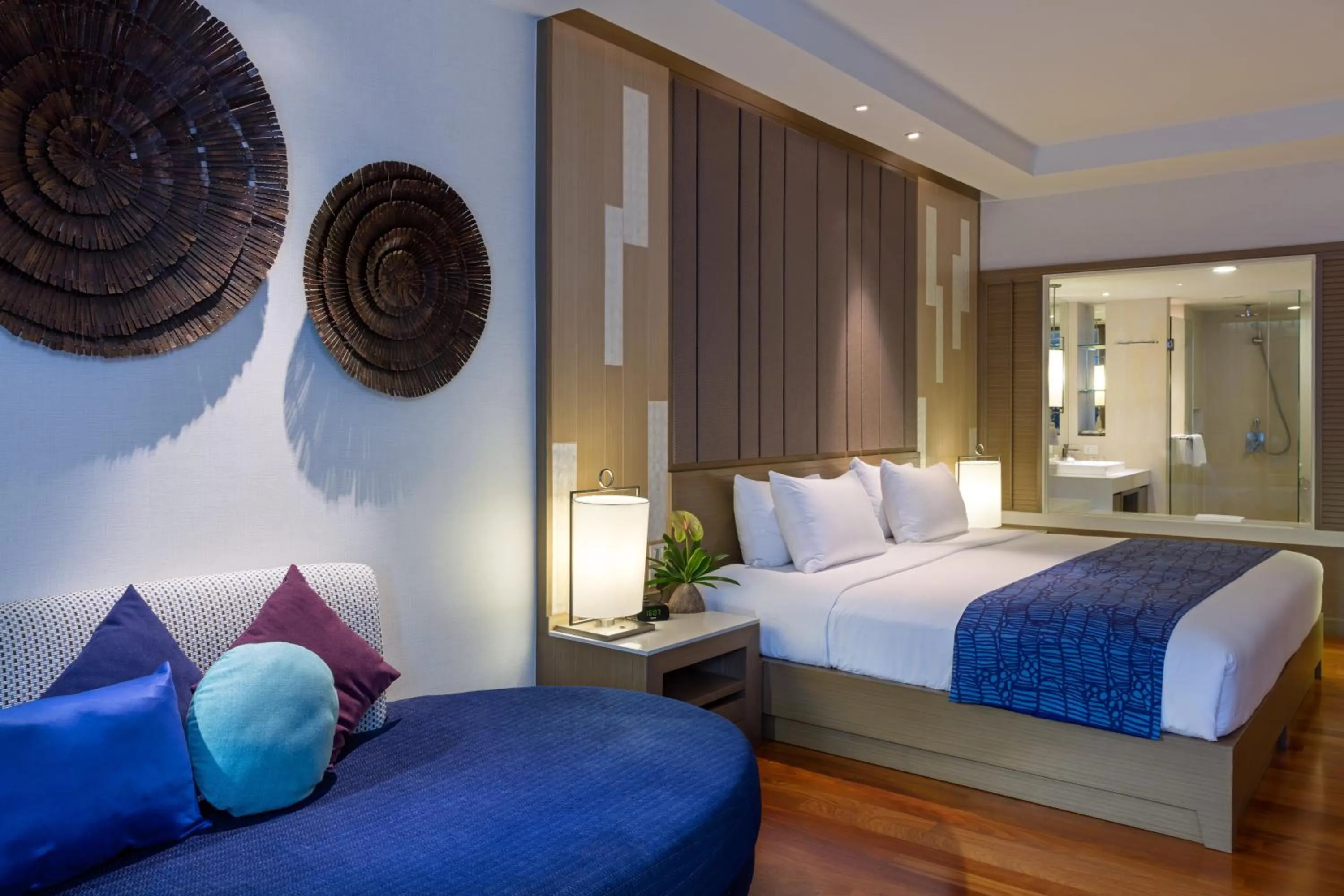 Photo of the whole room, Bed in Holiday Inn Resort Phuket by IHG