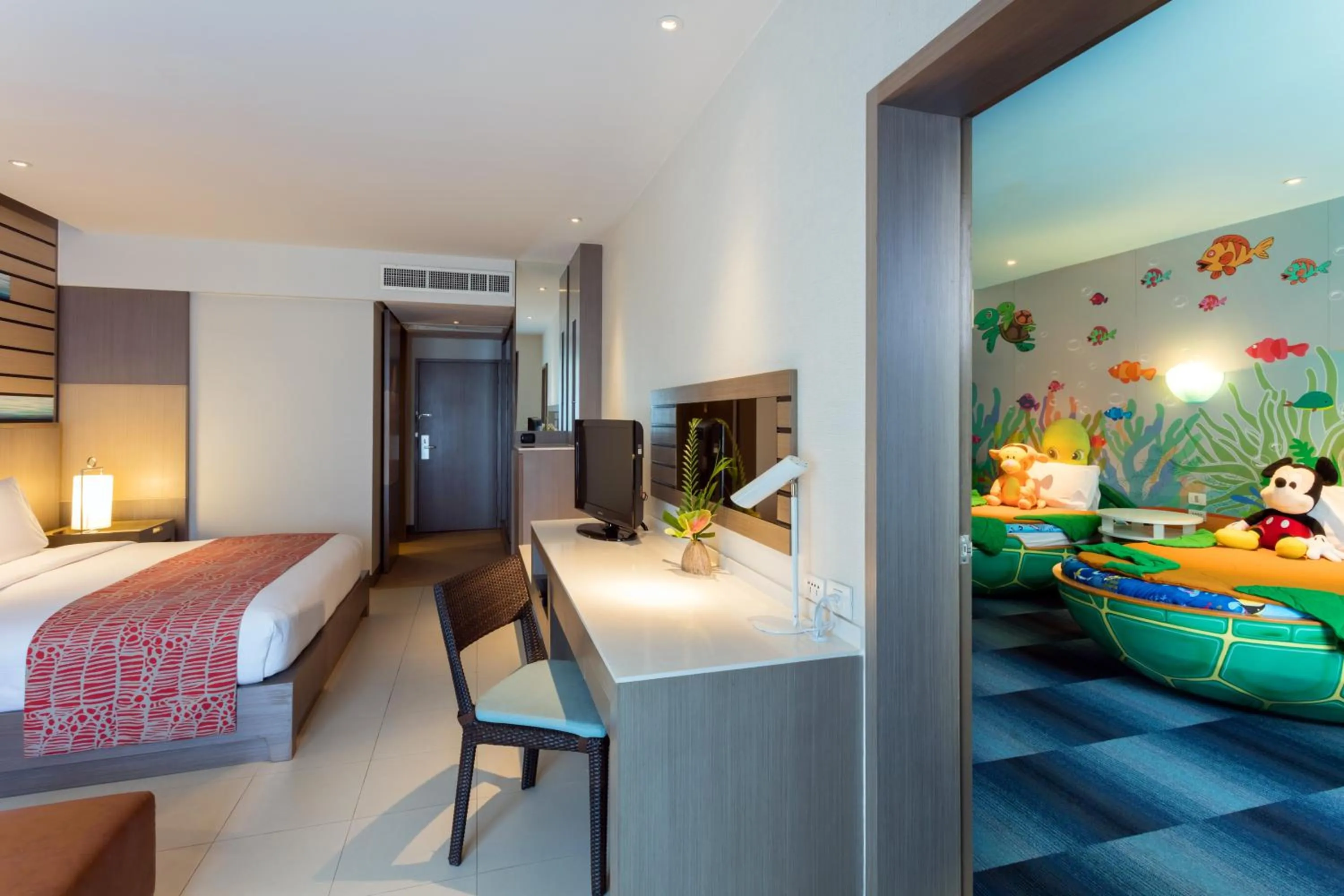 Photo of the whole room, Bed in Holiday Inn Resort Phuket by IHG