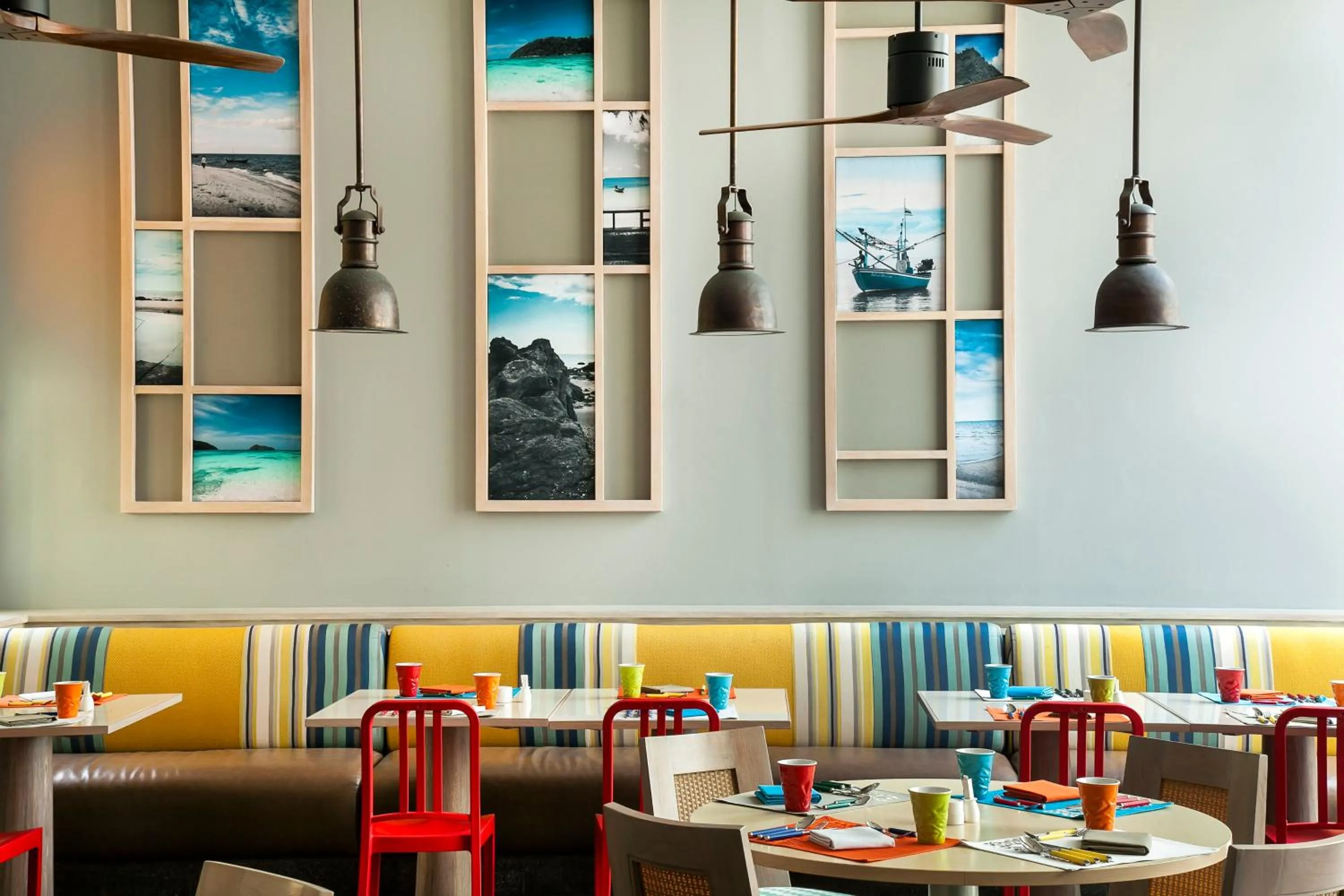 Restaurant/places to eat in Holiday Inn Resort Phuket by IHG