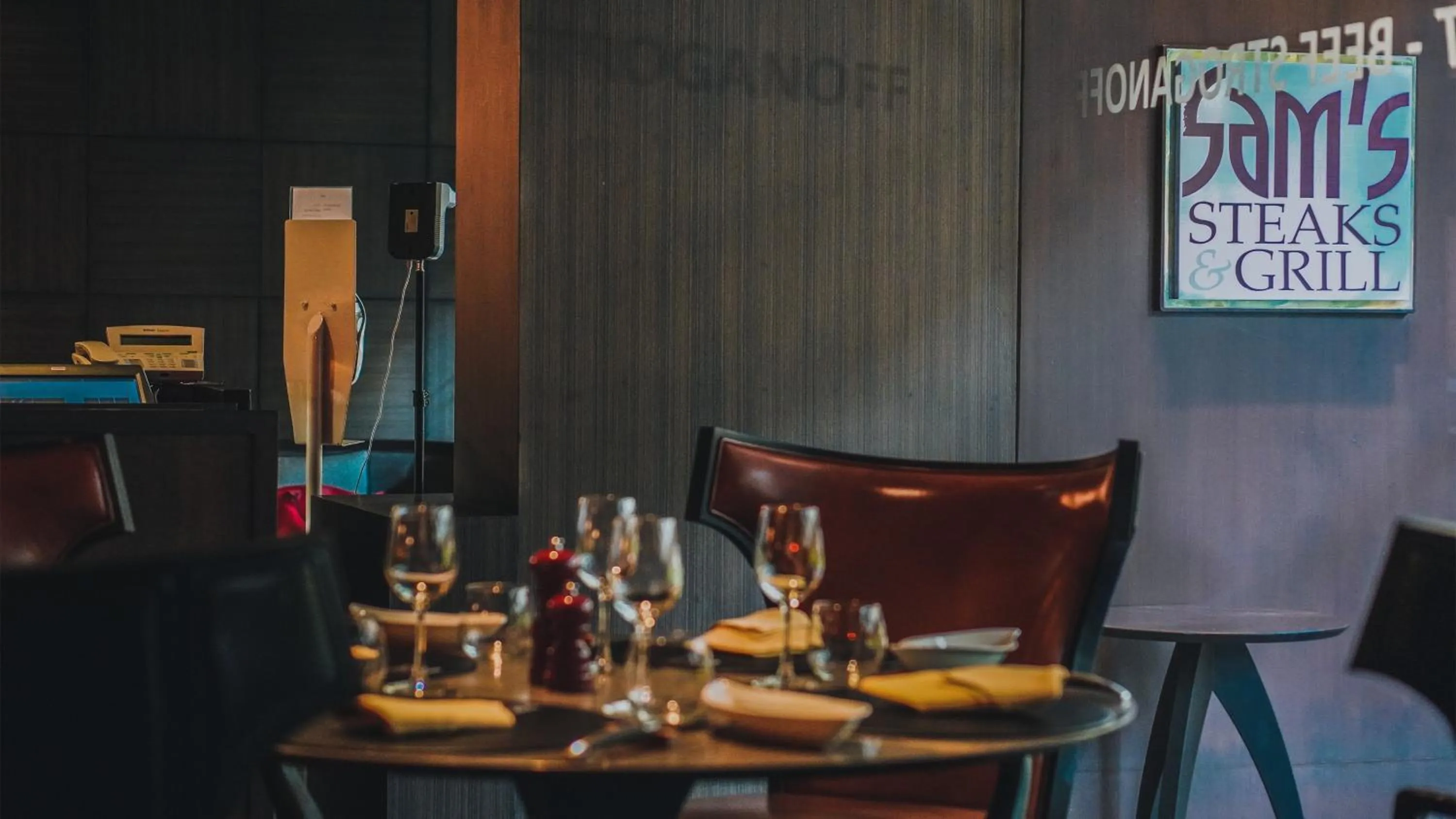 Restaurant/places to eat in Holiday Inn Resort Phuket by IHG