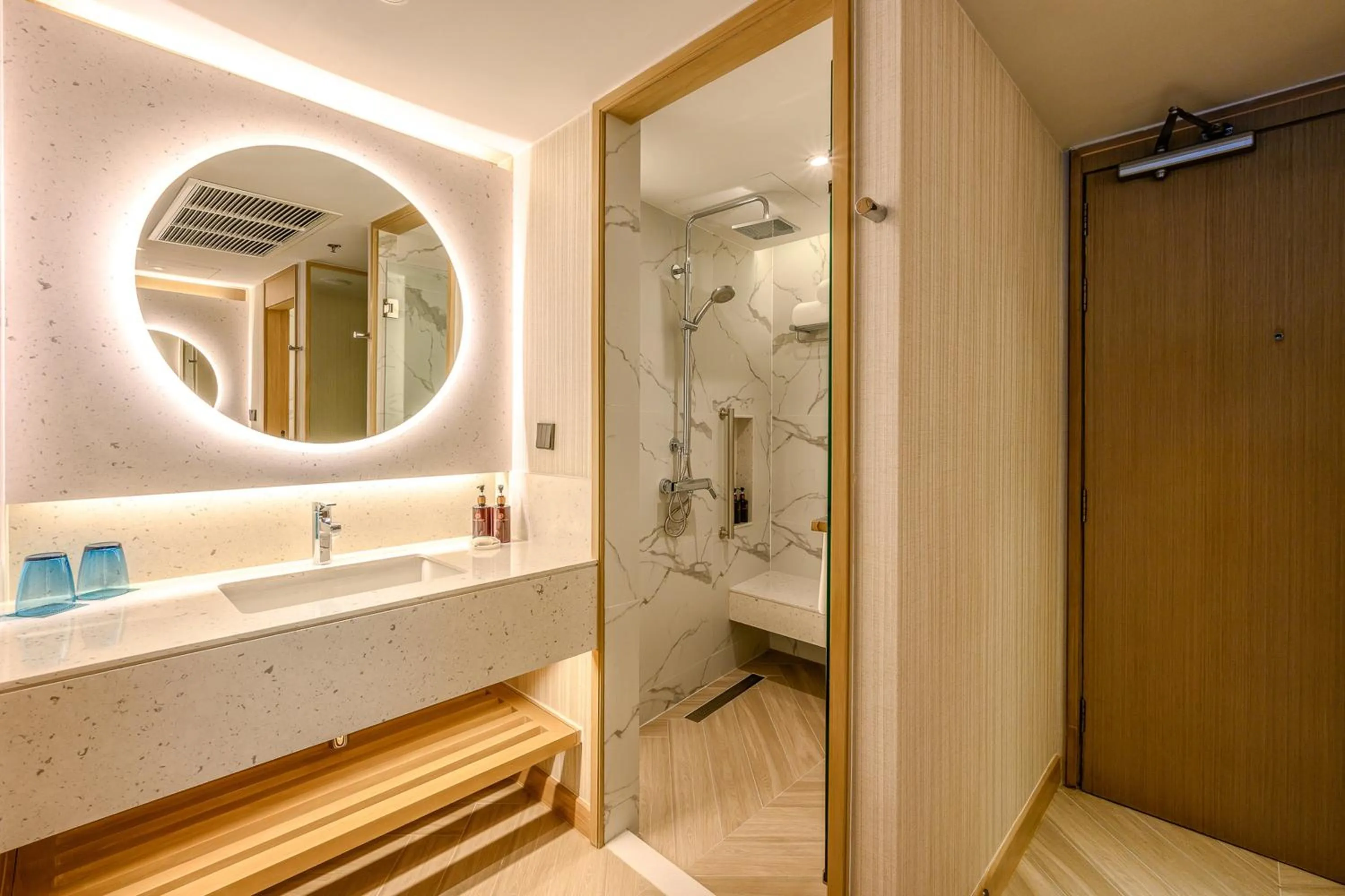 Photo of the whole room in Holiday Inn Resort Phuket by IHG