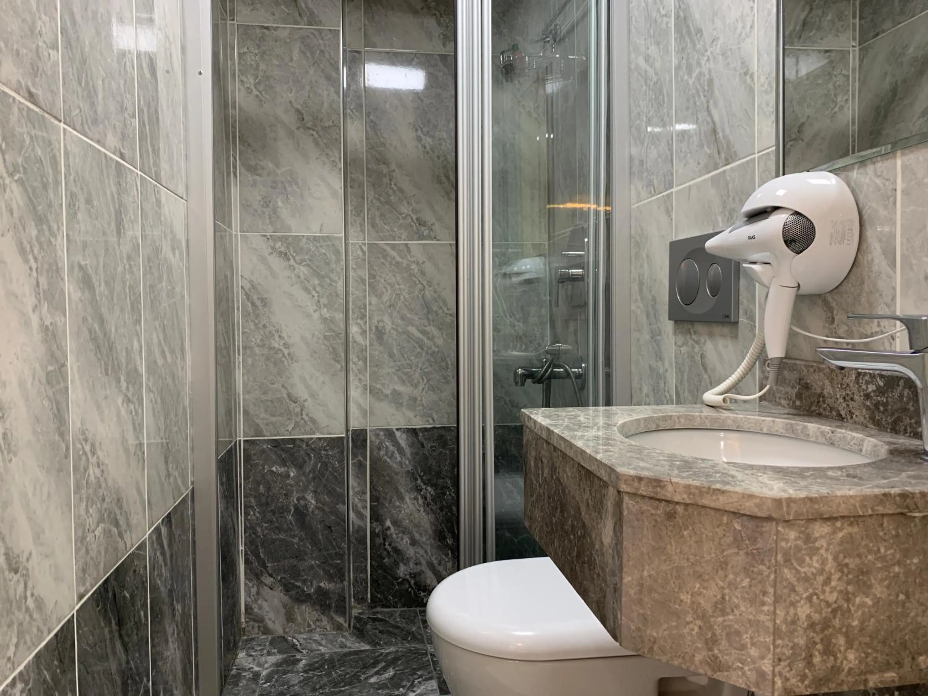 Bathroom in taksim diamond hotel