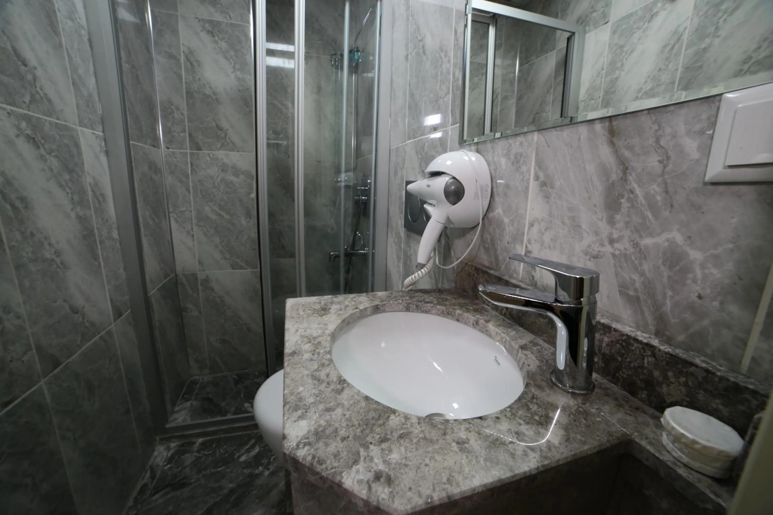 Shower in taksim diamond hotel