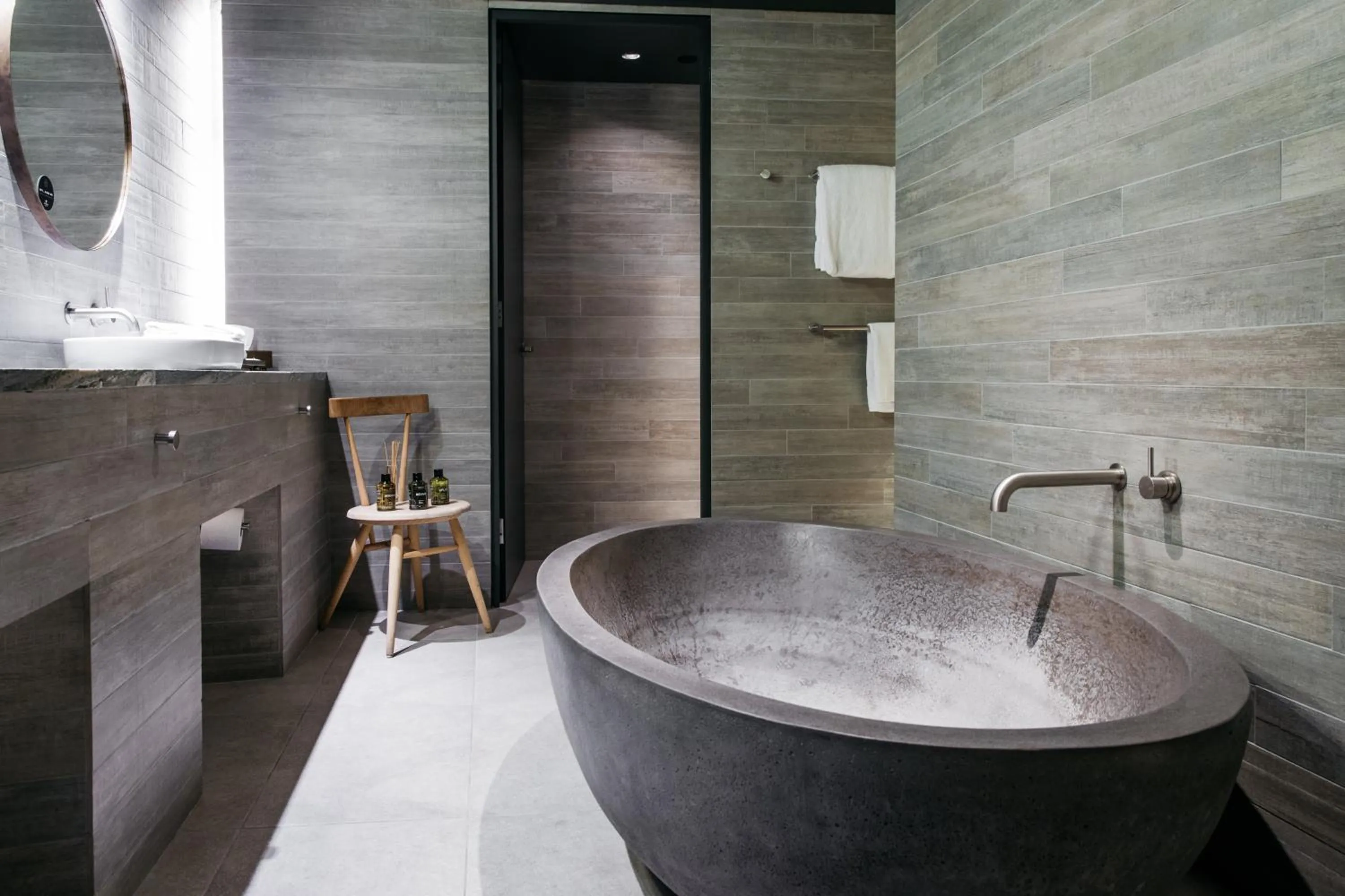 Shower in Ovolo Canberra, a Wyndham Hotel