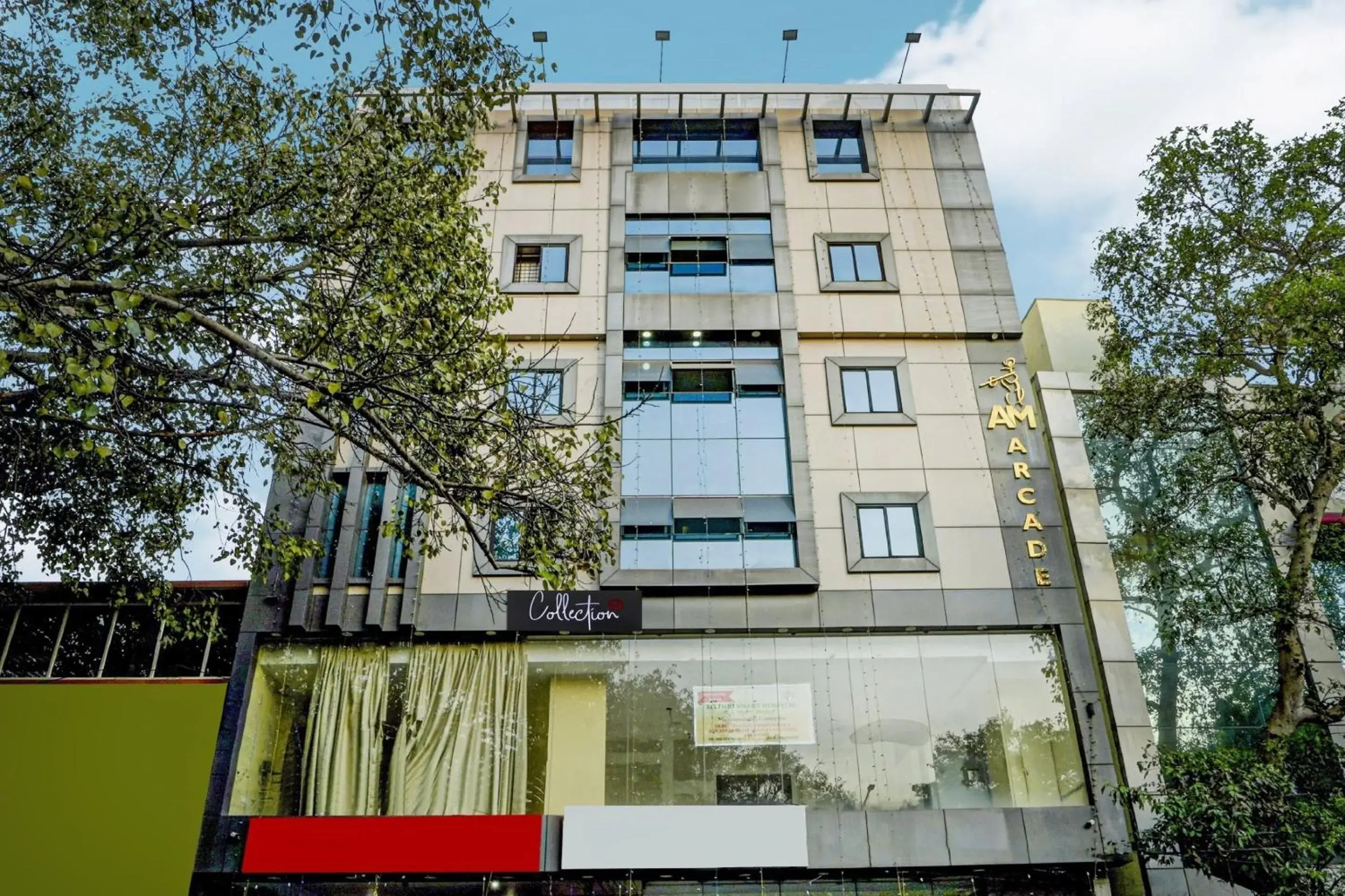 Facade/entrance in Capital O Champion Lotus Near Mantri Square Mall Facade/entrance in Capital O Champion Lotus Near Mantri Square Mall