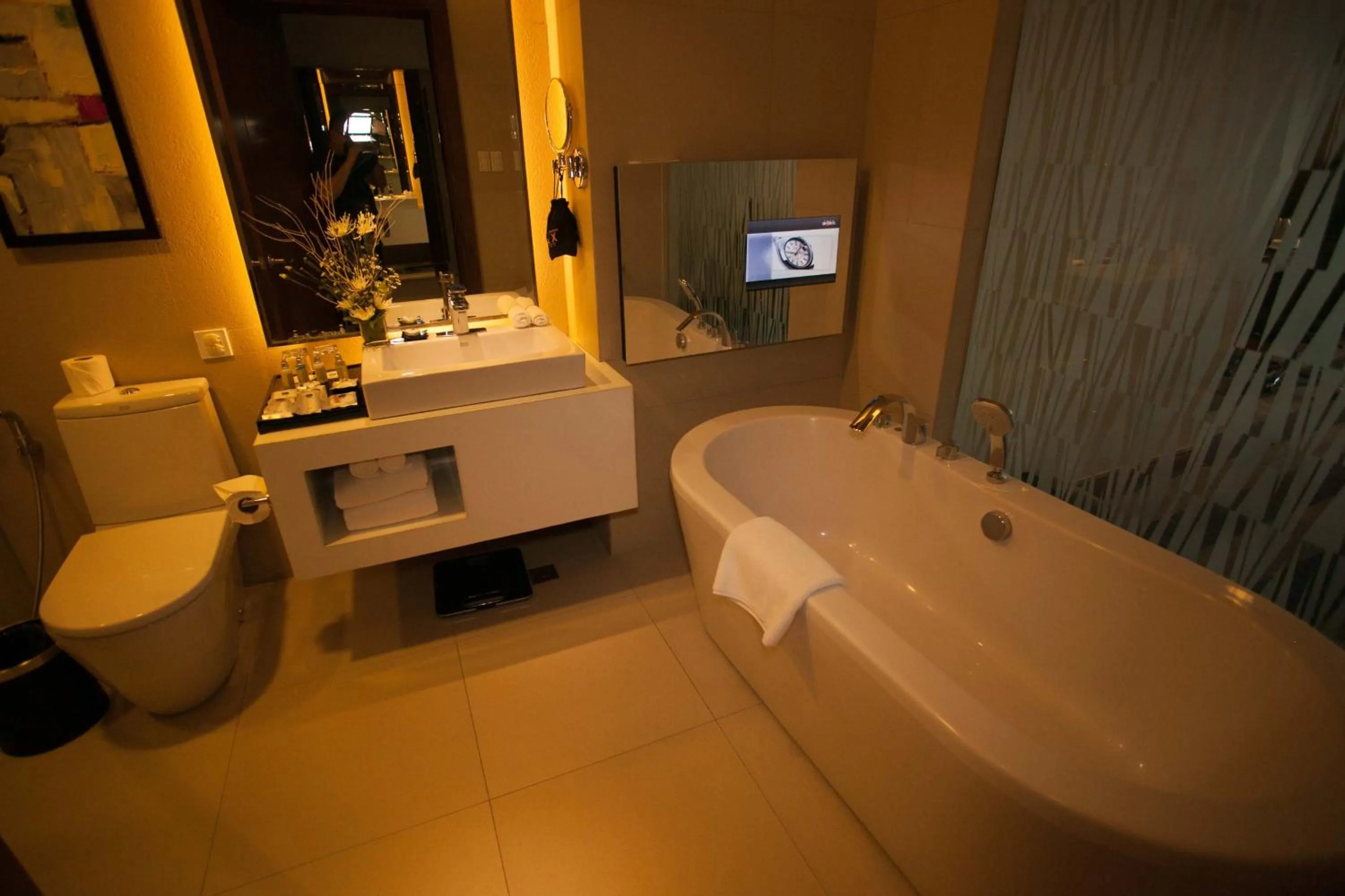 Bathroom in Lex Hotel Cebu