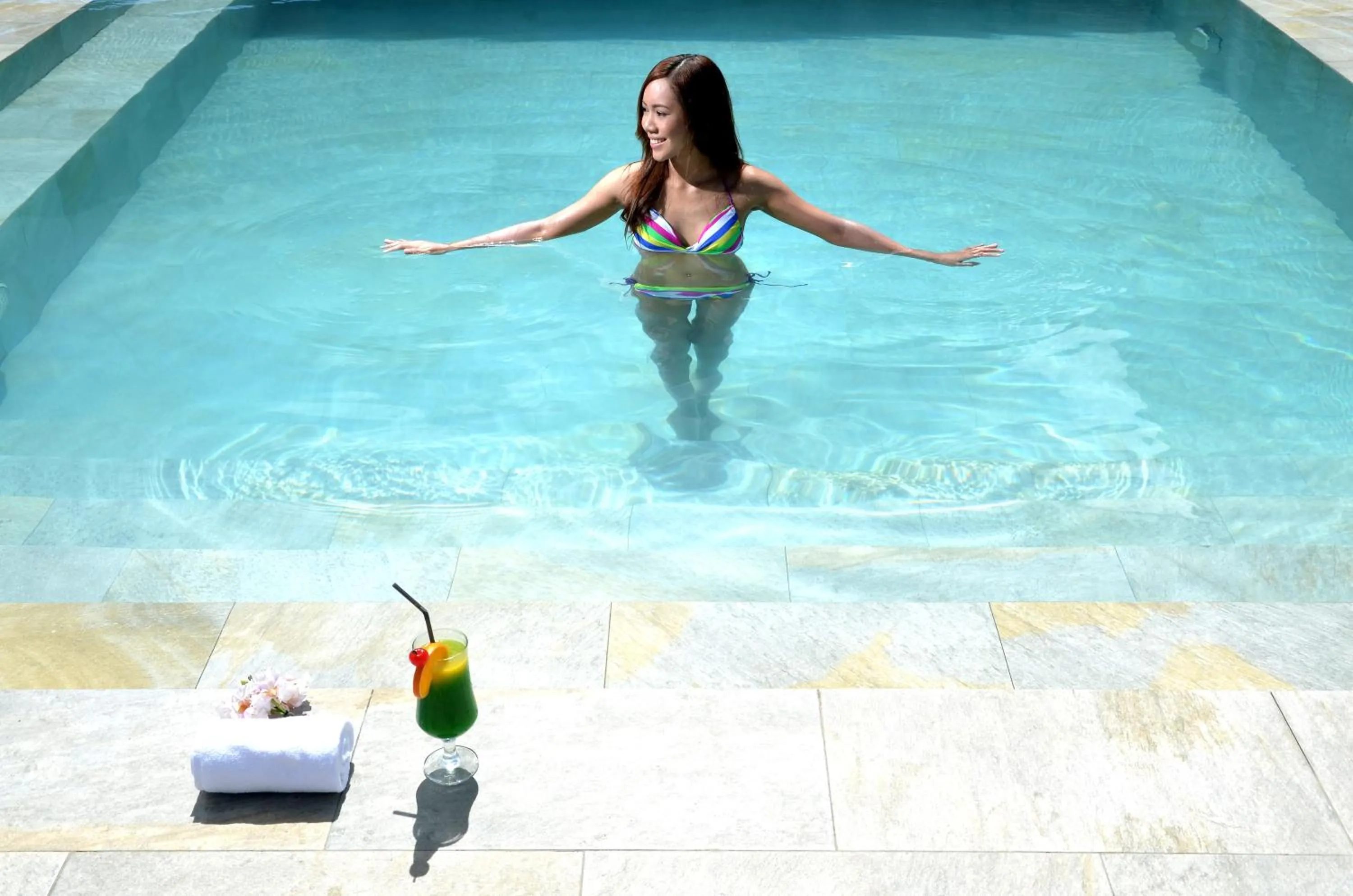 Swimming pool in Lex Hotel Cebu