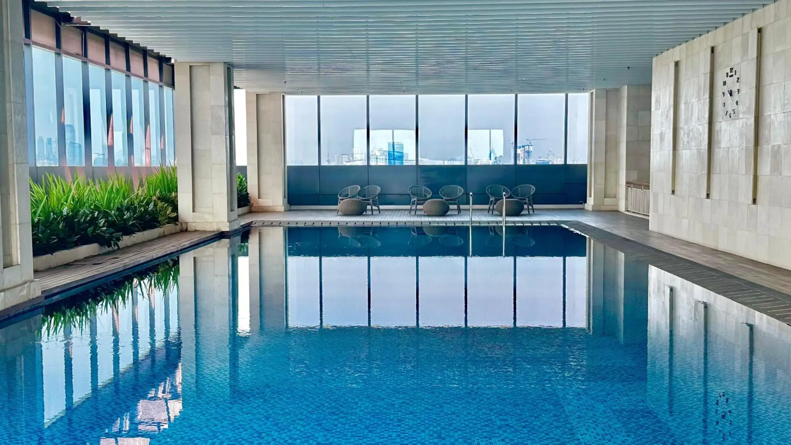 Swimming pool in ibis Styles Jakarta Tanah Abang Swimming pool in ibis Styles Jakarta Tanah Abang