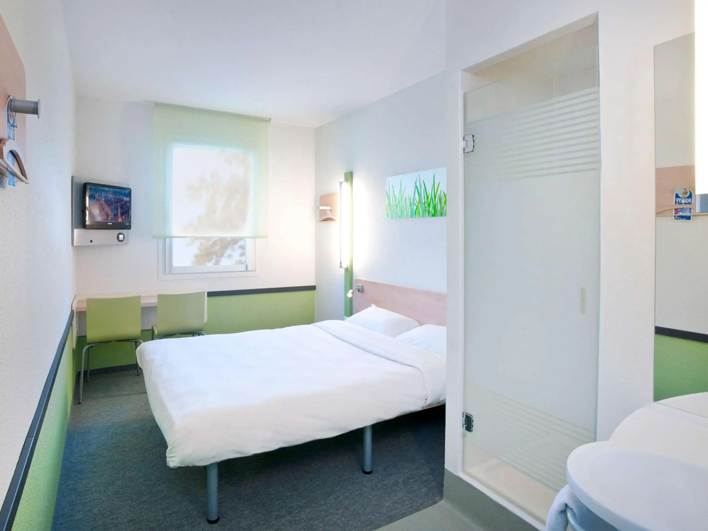 Photo of the whole room, Bed in ibis budget Torun Photo of the whole room, Bed in ibis budget Torun