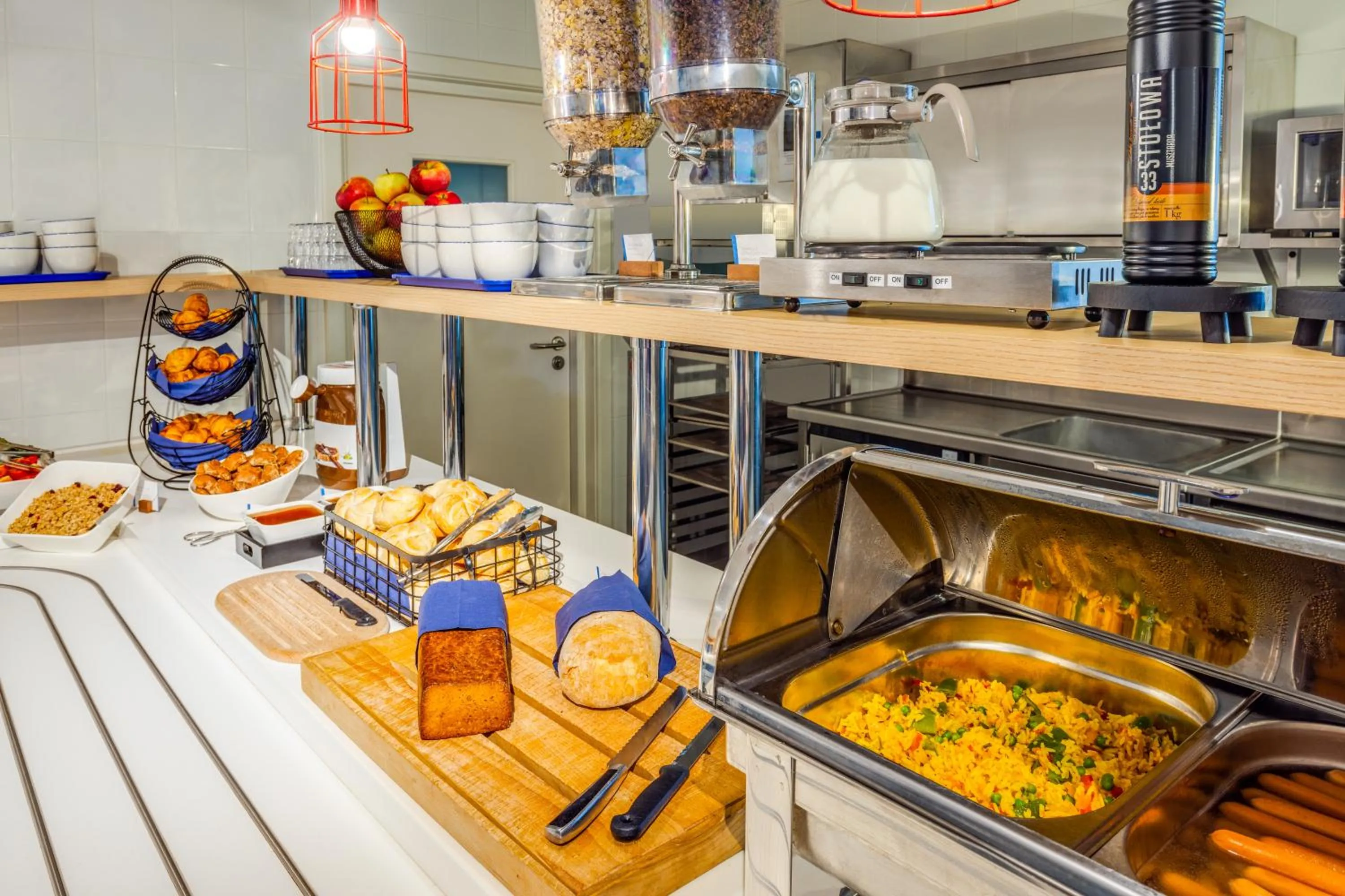 Buffet breakfast in ibis budget Torun