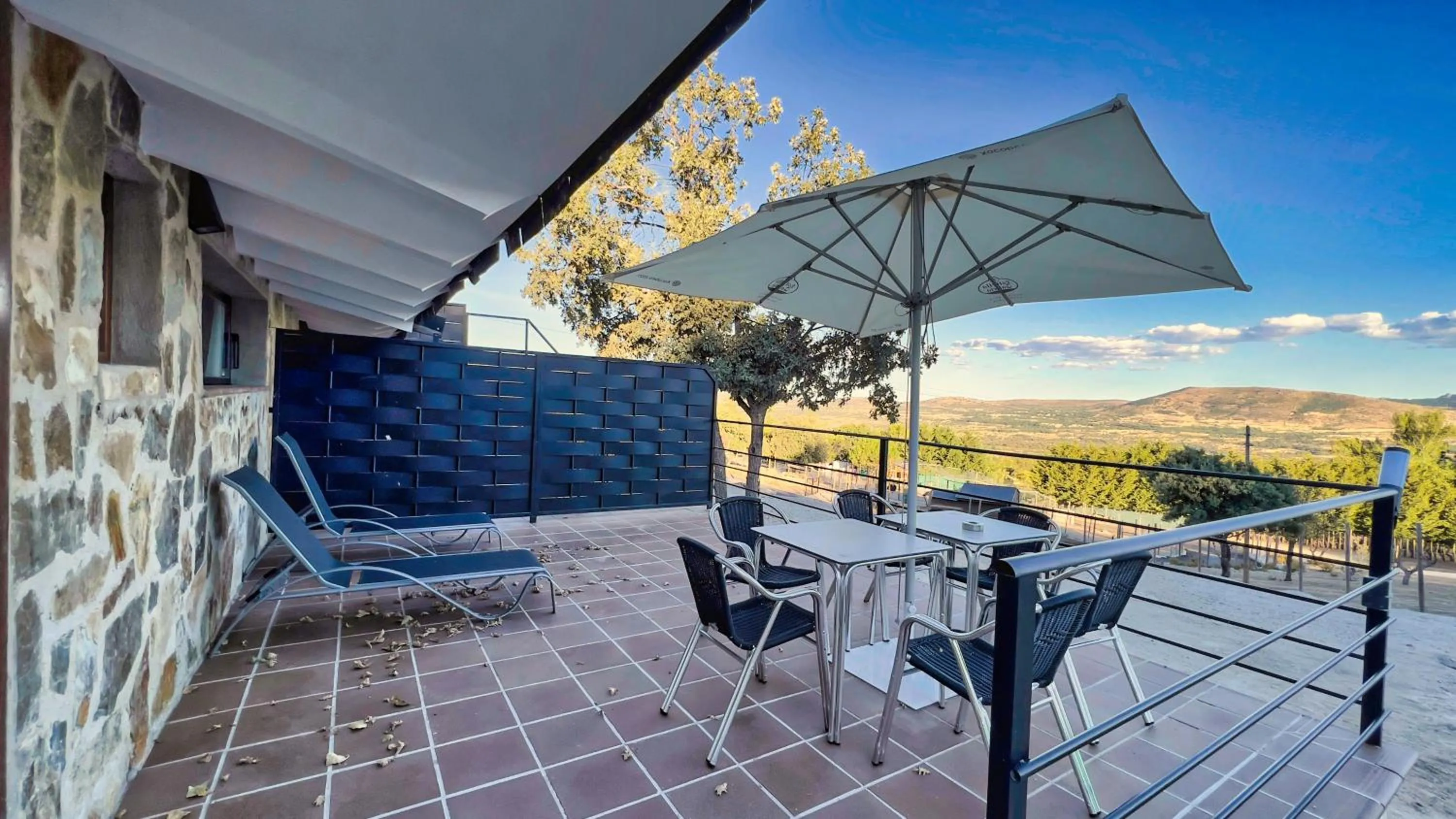 Posada Rural SPA Granja LA TEJERA de Lozoya