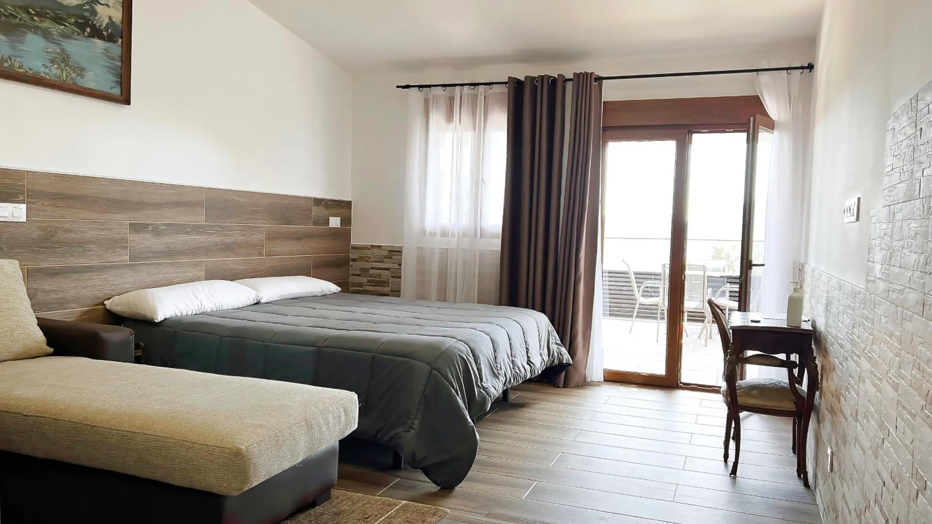 Posada Rural SPA Granja LA TEJERA de Lozoya