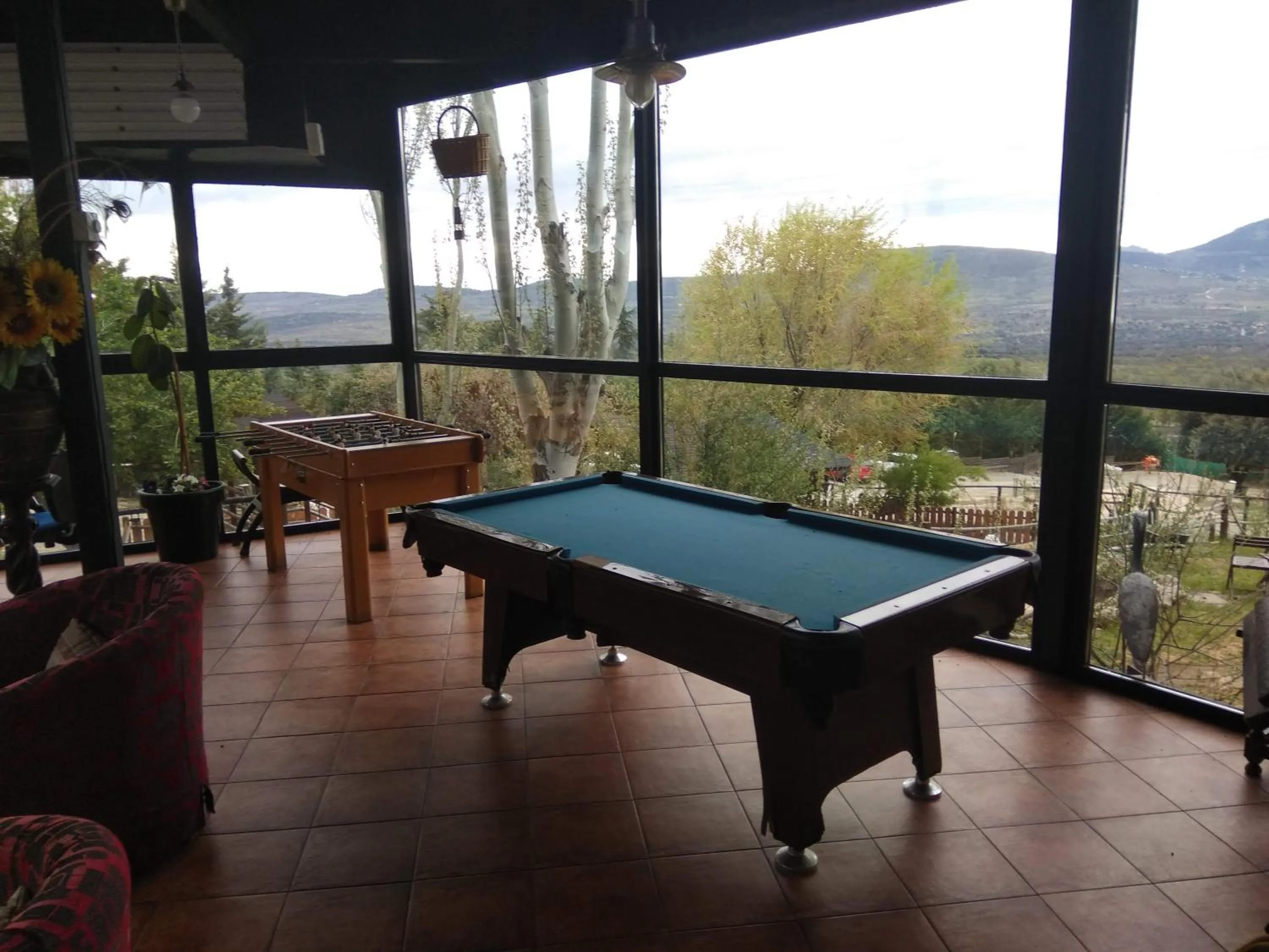 Billiard in Posada Rural SPA Granja LA TEJERA de Lozoya