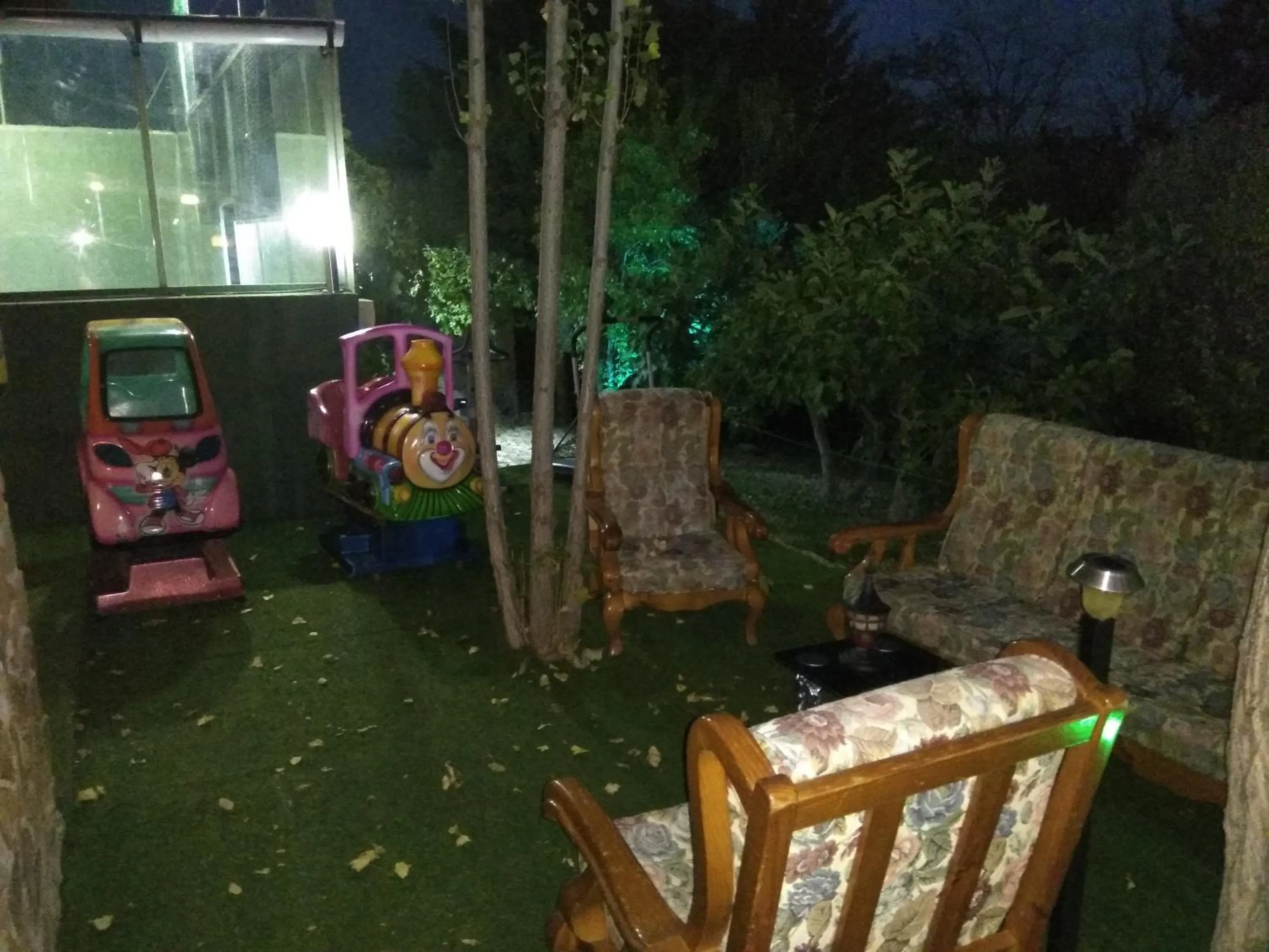 Children play ground in Posada Rural SPA Granja LA TEJERA de Lozoya