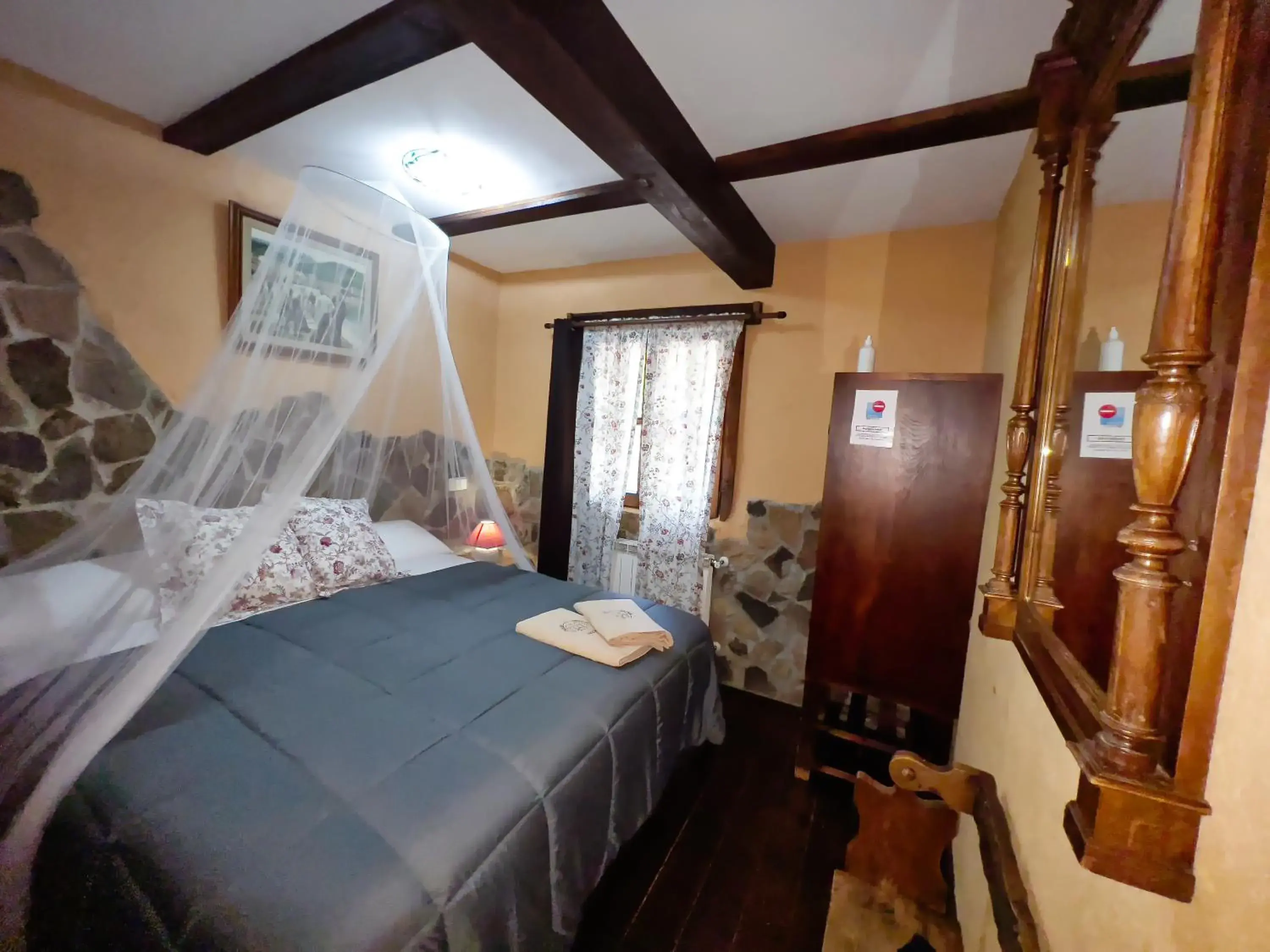 Double Room in Posada Rural SPA Granja LA TEJERA de Lozoya Double Room in Posada Rural SPA Granja LA TEJERA de Lozoya