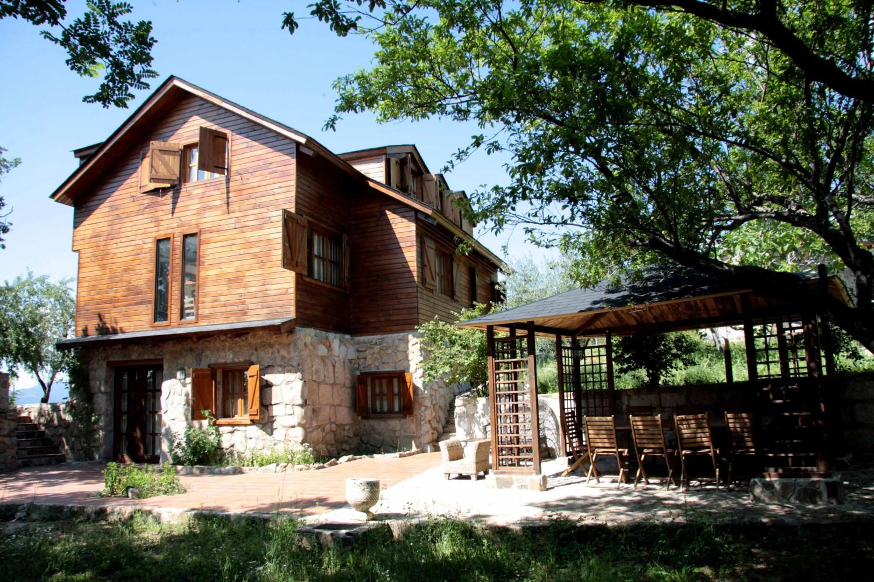 Property building in Posada Rural SPA Granja LA TEJERA de Lozoya