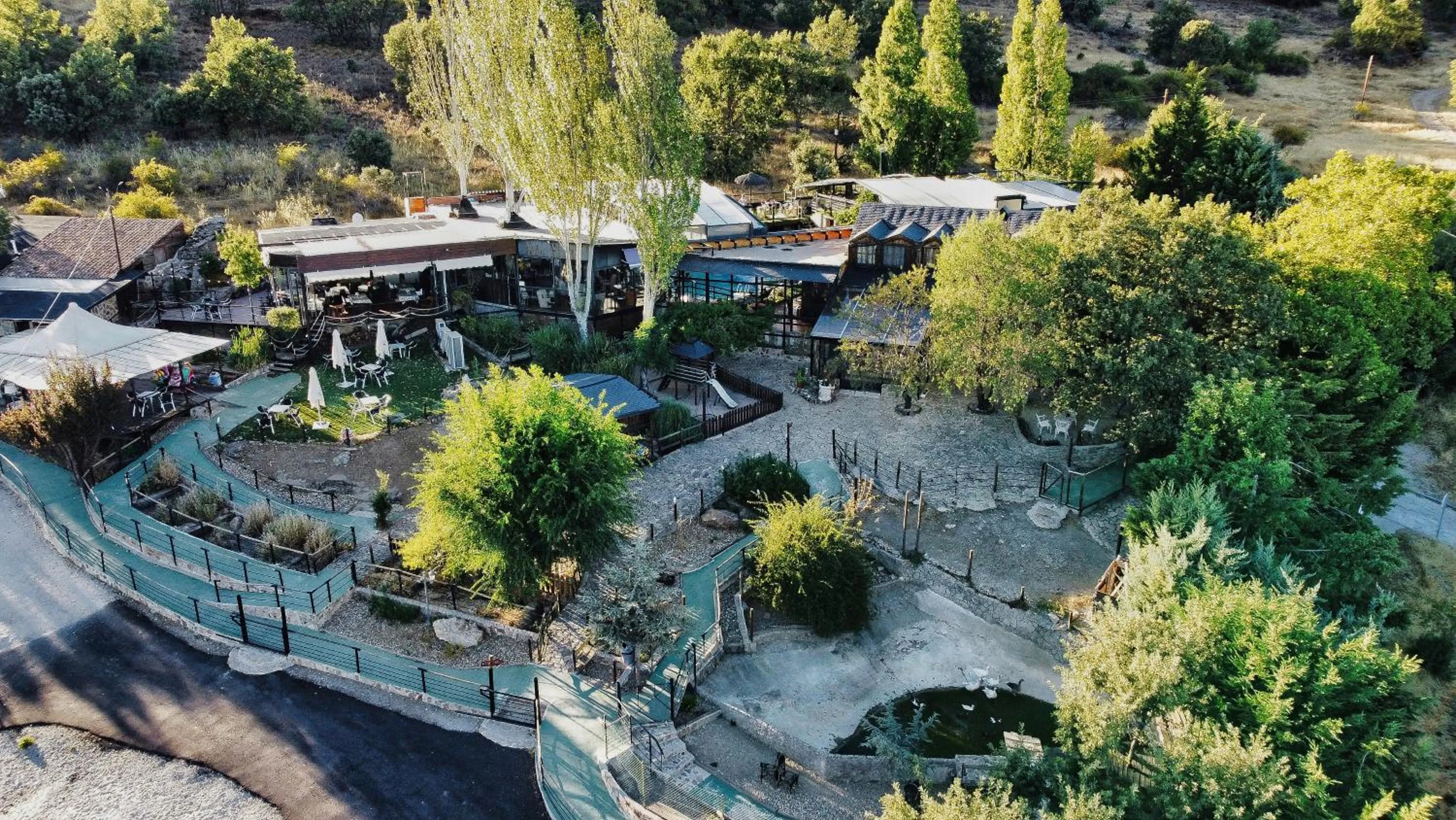 Posada Rural SPA Granja LA TEJERA de Lozoya