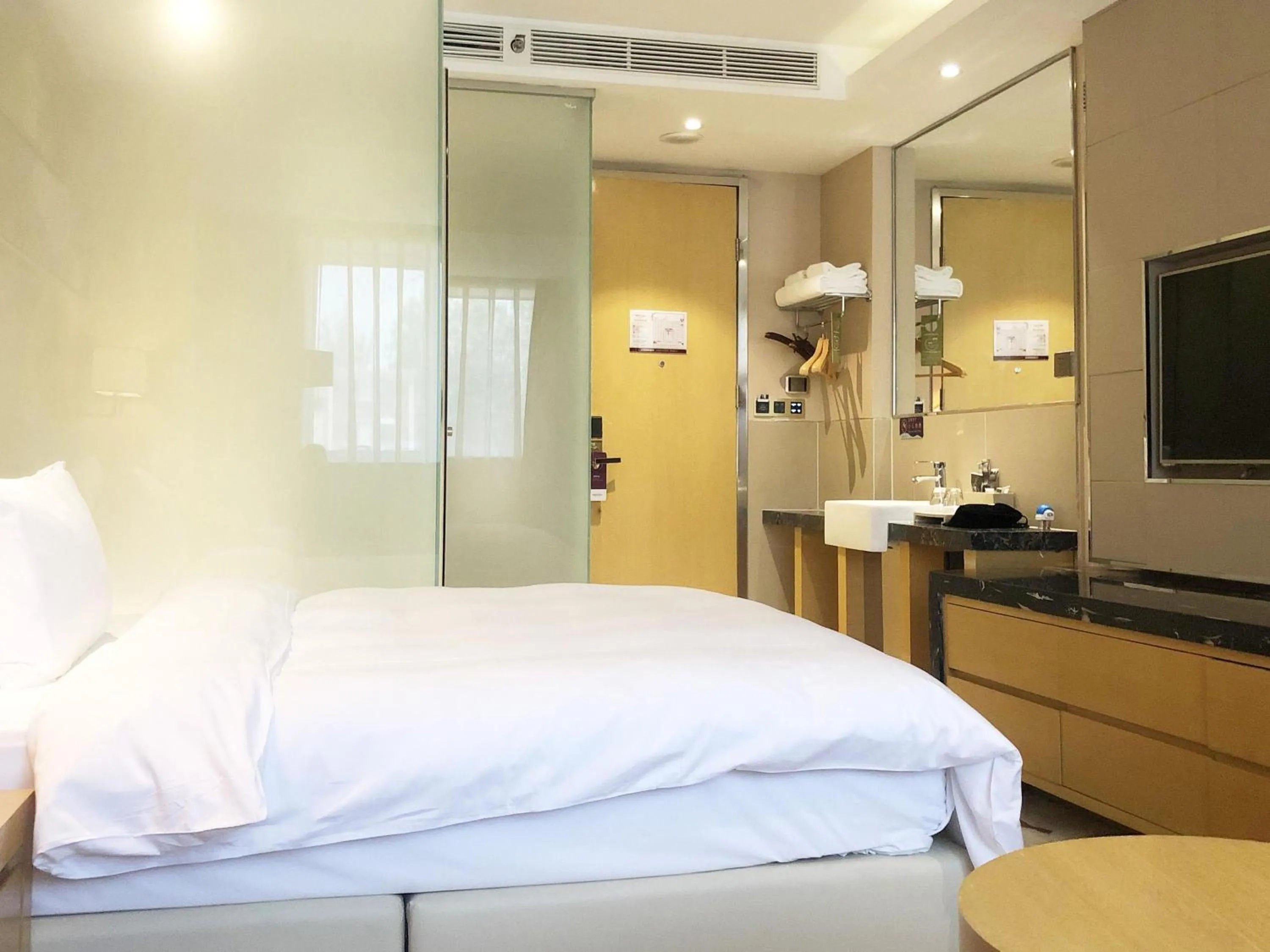 Bedroom, Bed in Mercure Beijing Chang An West