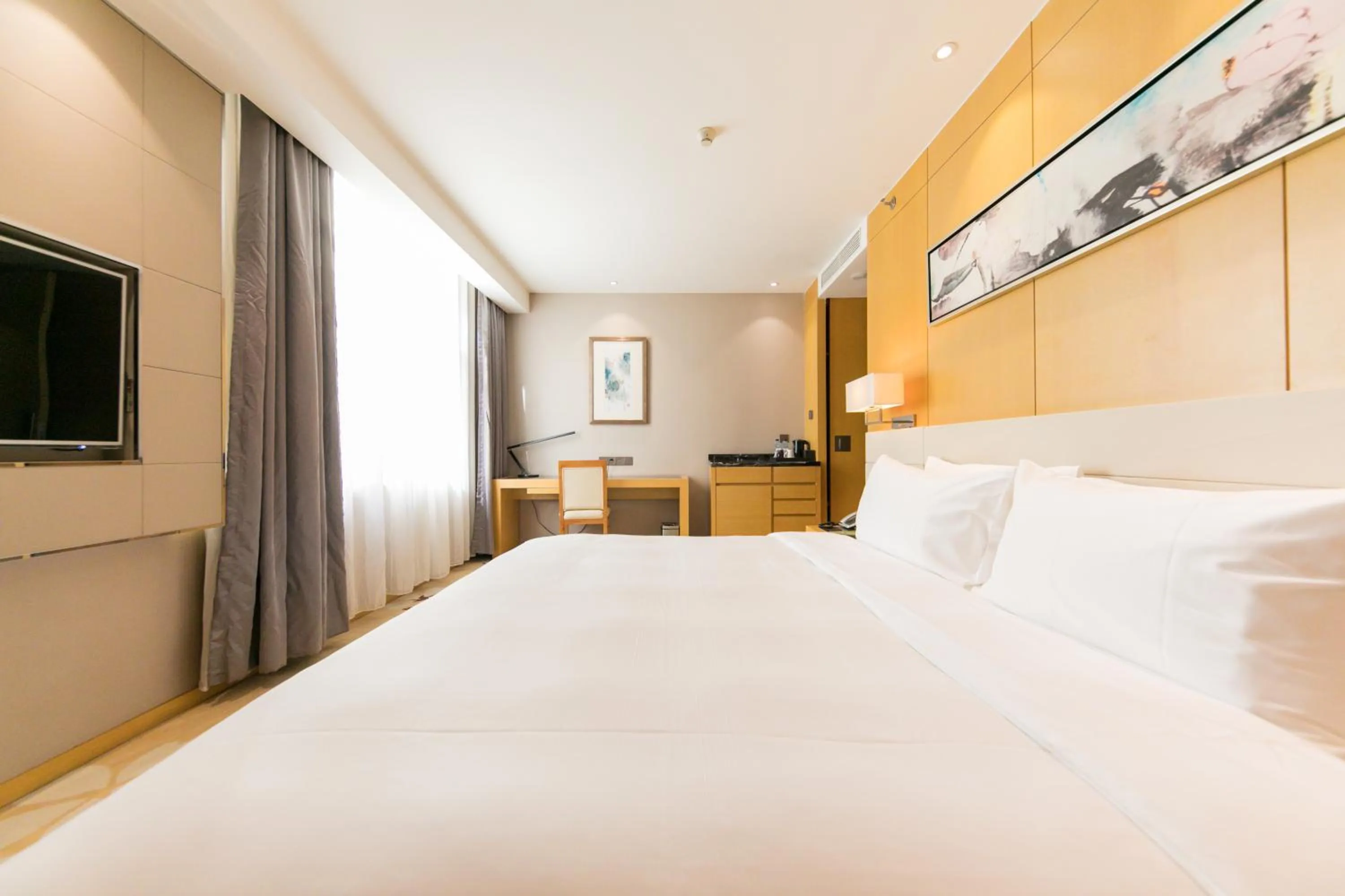 Bed in Mercure Beijing Chang An West