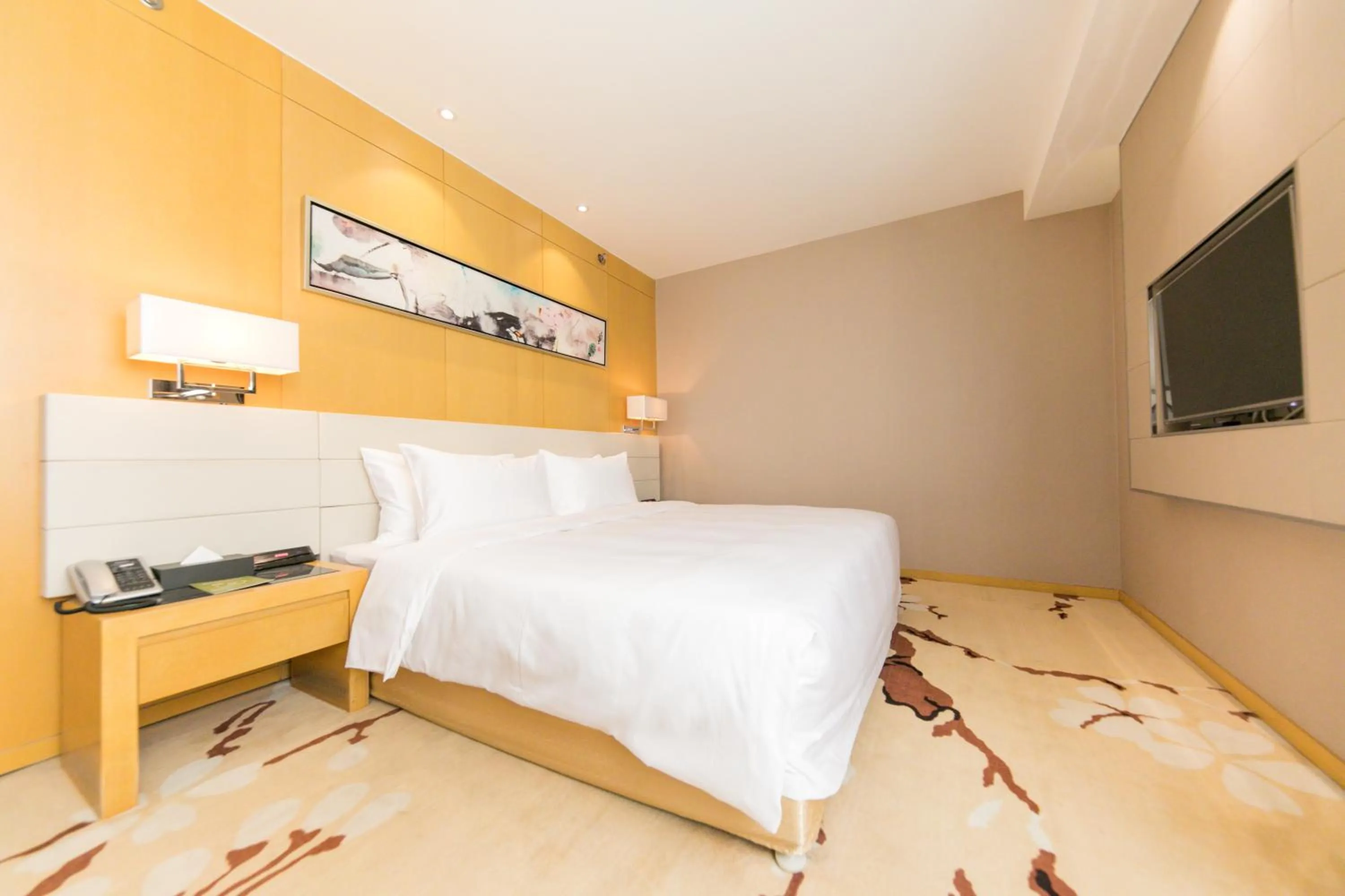 Bed in Mercure Beijing Chang An West