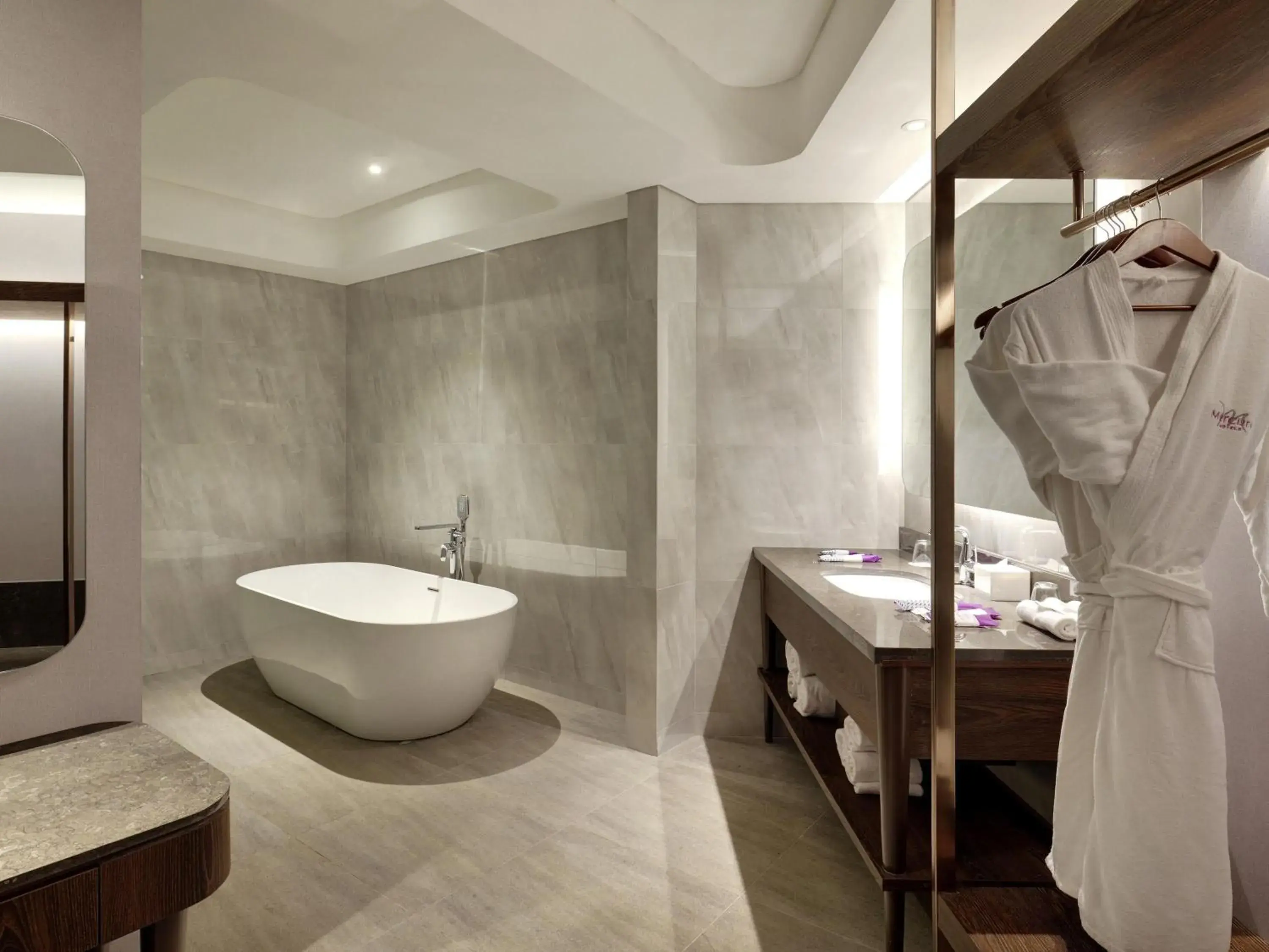 Bedroom in Mercure Jakarta Gatot Subroto Bedroom in Mercure Jakarta Gatot Subroto