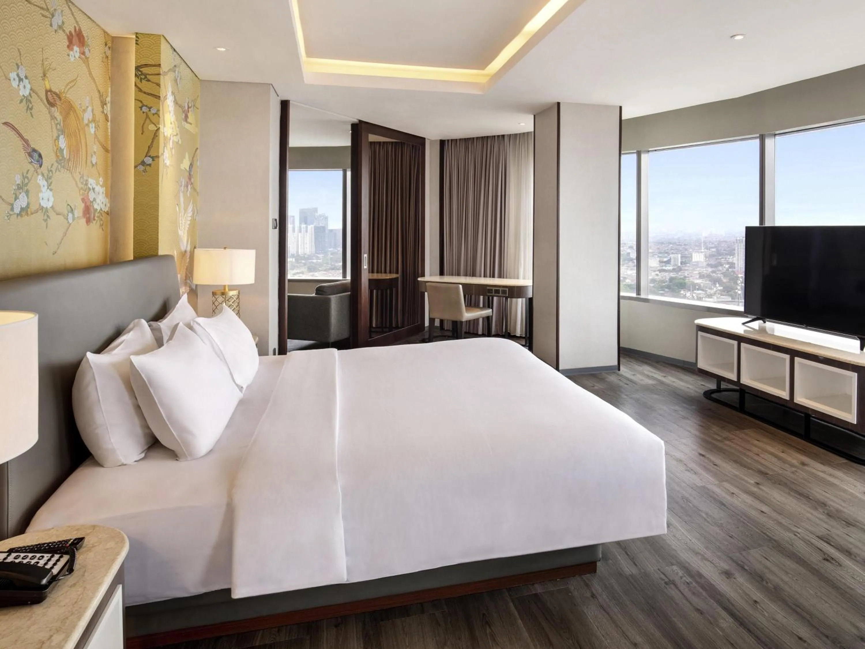 Bedroom, Bed in Mercure Jakarta Gatot Subroto