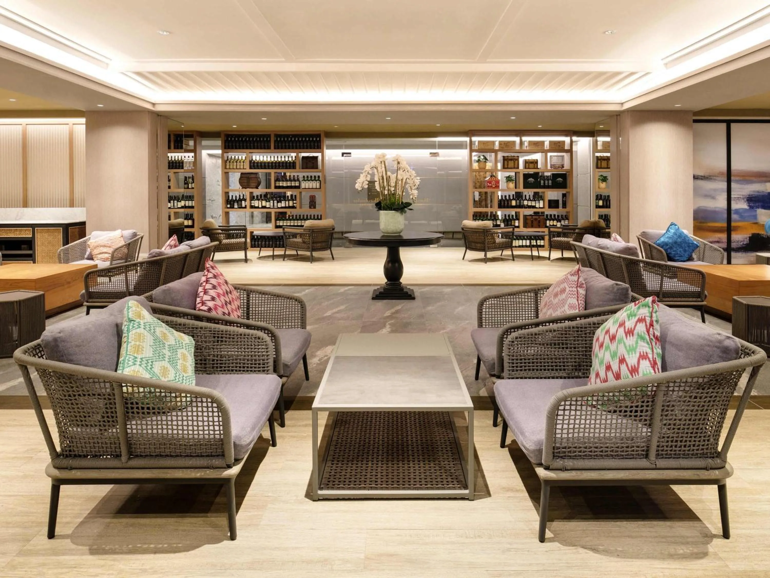 Lounge or bar in Mercure Jakarta Gatot Subroto