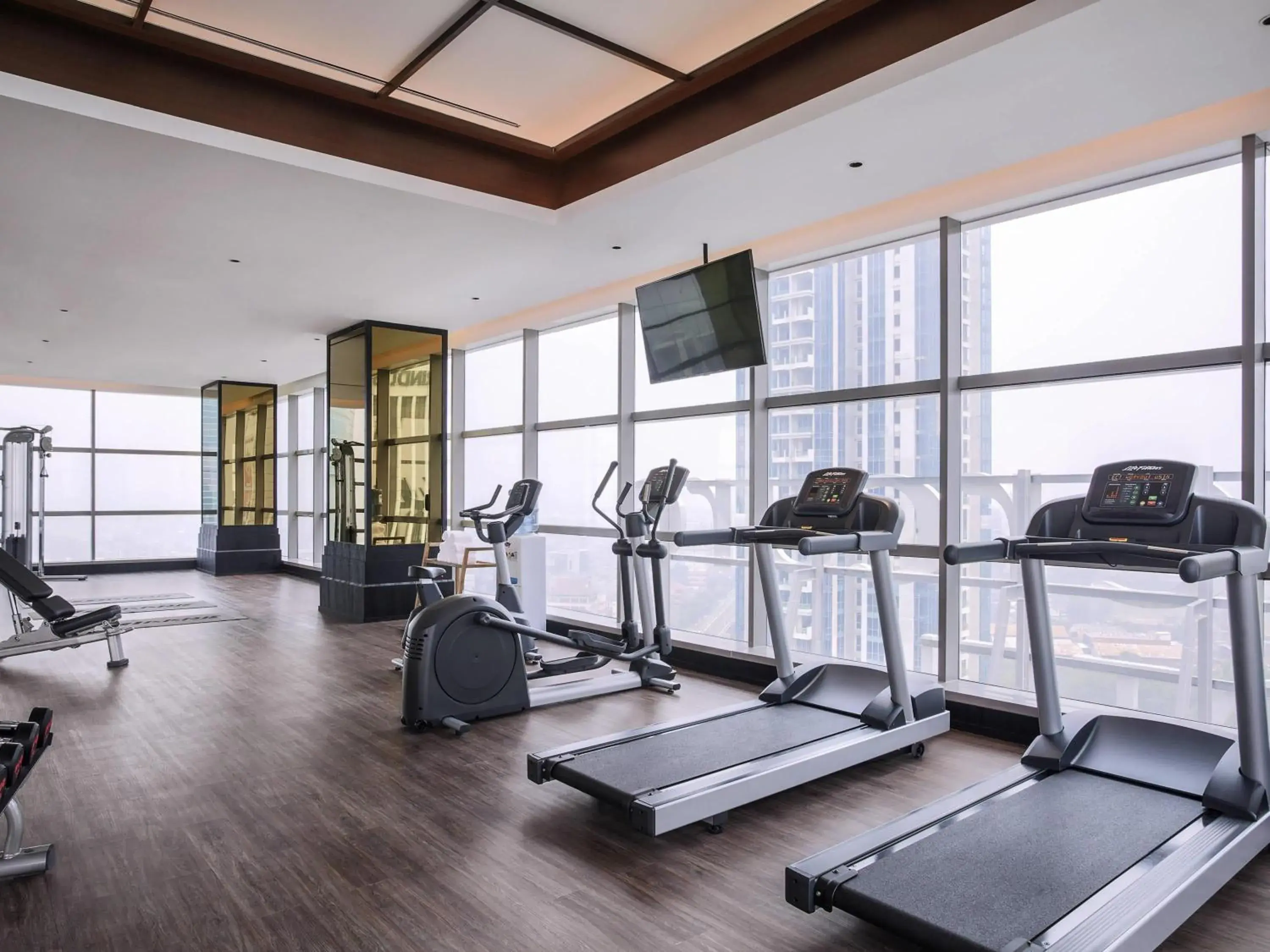 Fitness centre/facilities in Mercure Jakarta Gatot Subroto Fitness centre/facilities in Mercure Jakarta Gatot Subroto