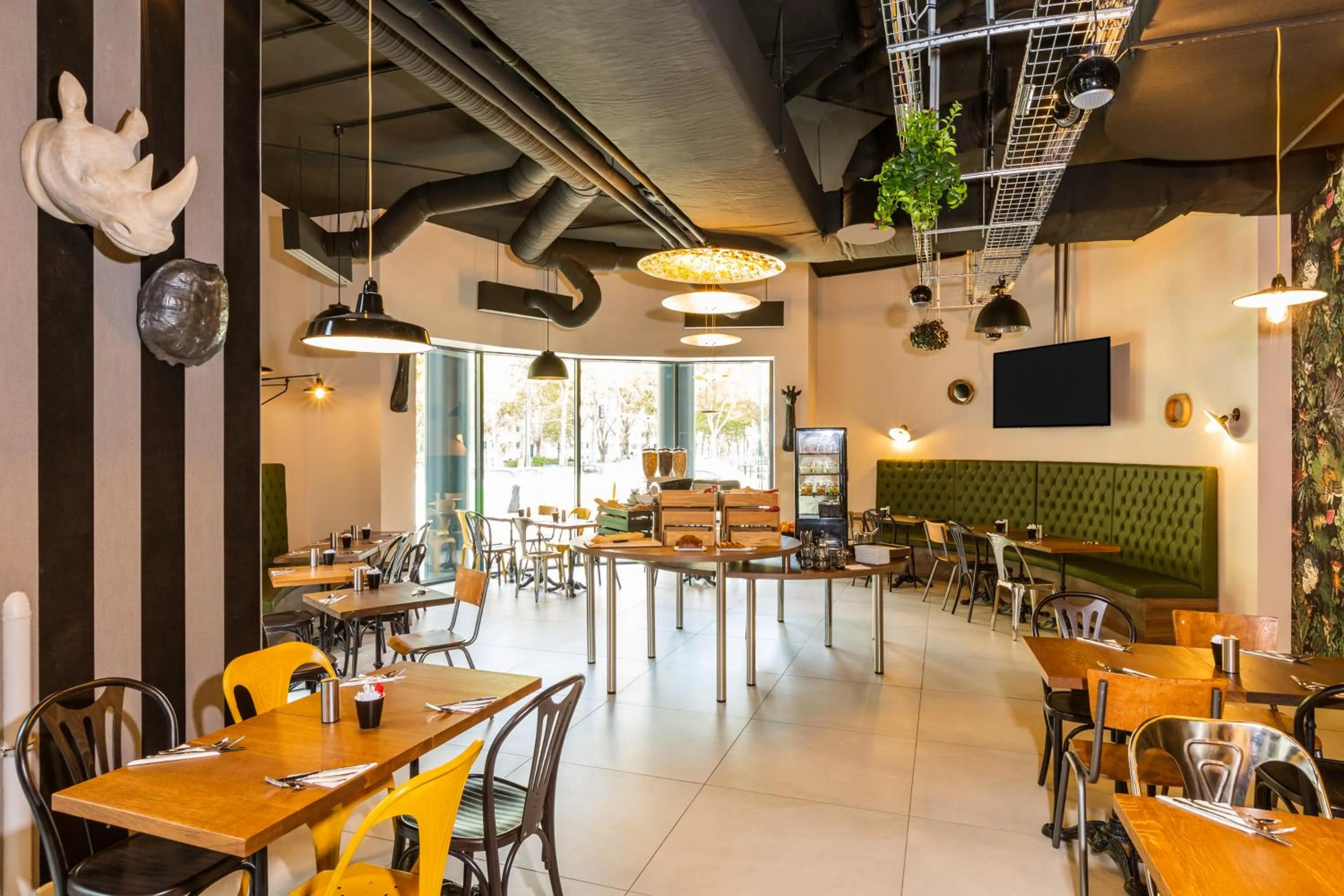 Buffet breakfast in ibis Styles Puteaux Paris La Defense