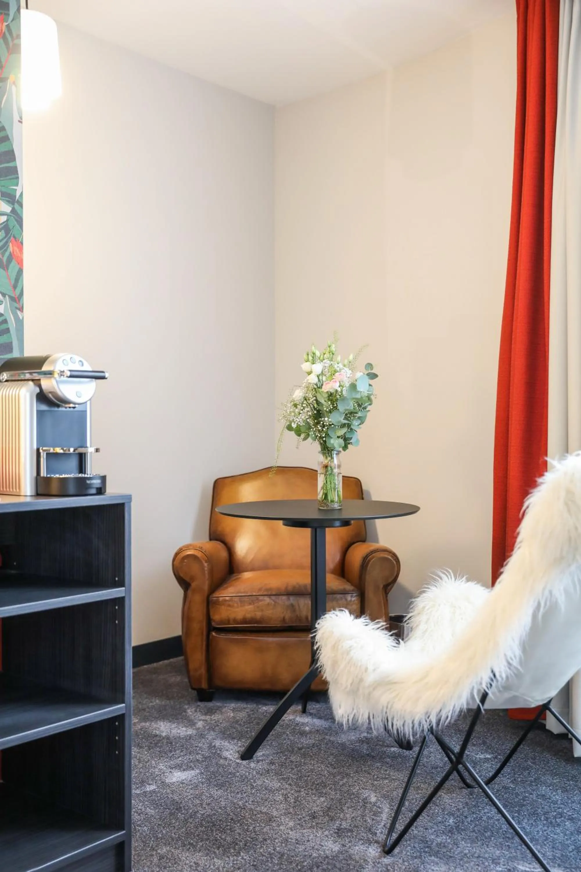 Seating area in ibis Styles Puteaux Paris La Defense