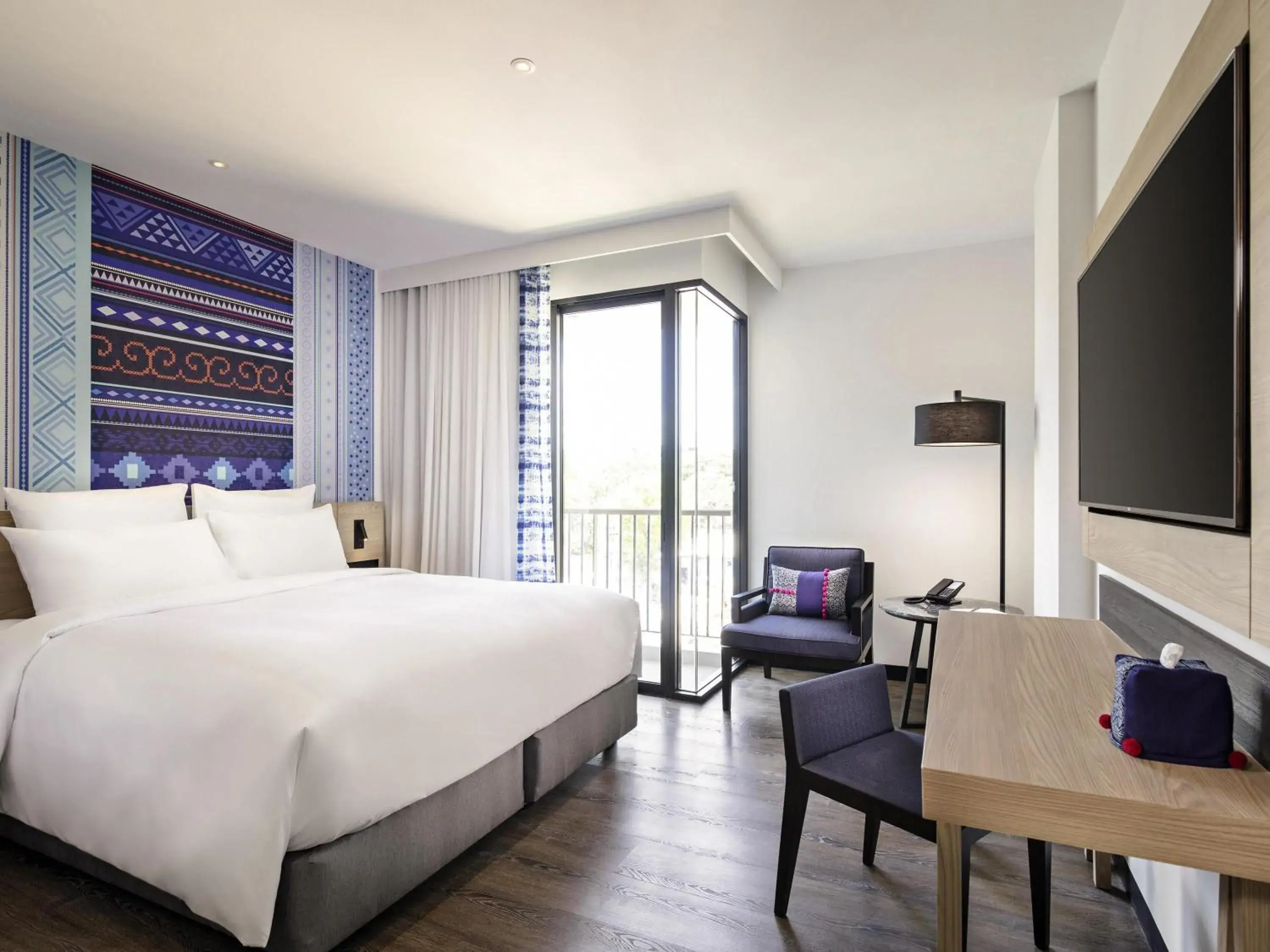 Superior King Room with Balcony in Novotel Chiangmai Nimman Journeyhub Superior King Room with Balcony in Novotel Chiangmai Nimman Journeyhub