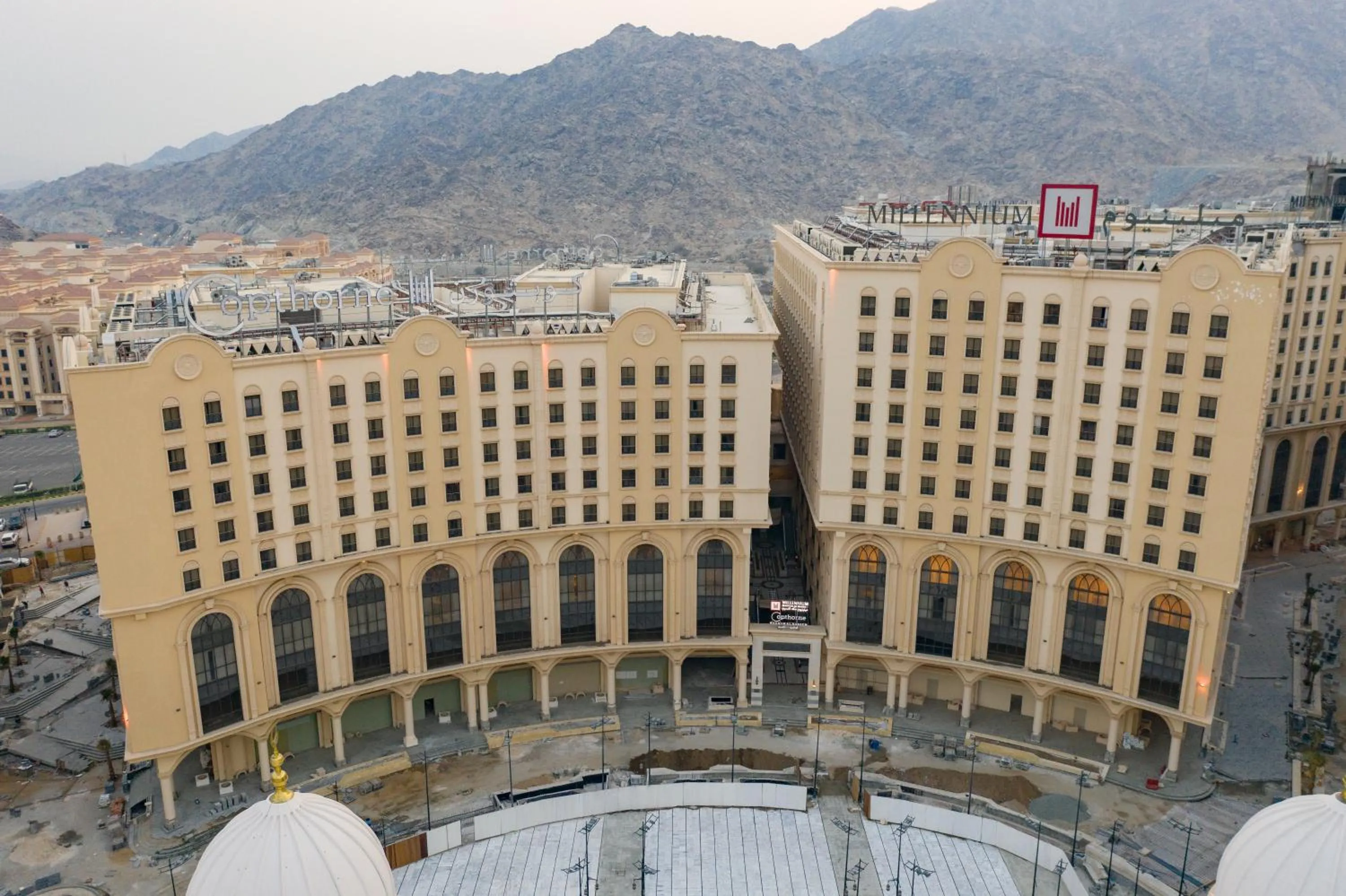 Property building in Copthorne Makkah Al Naseem