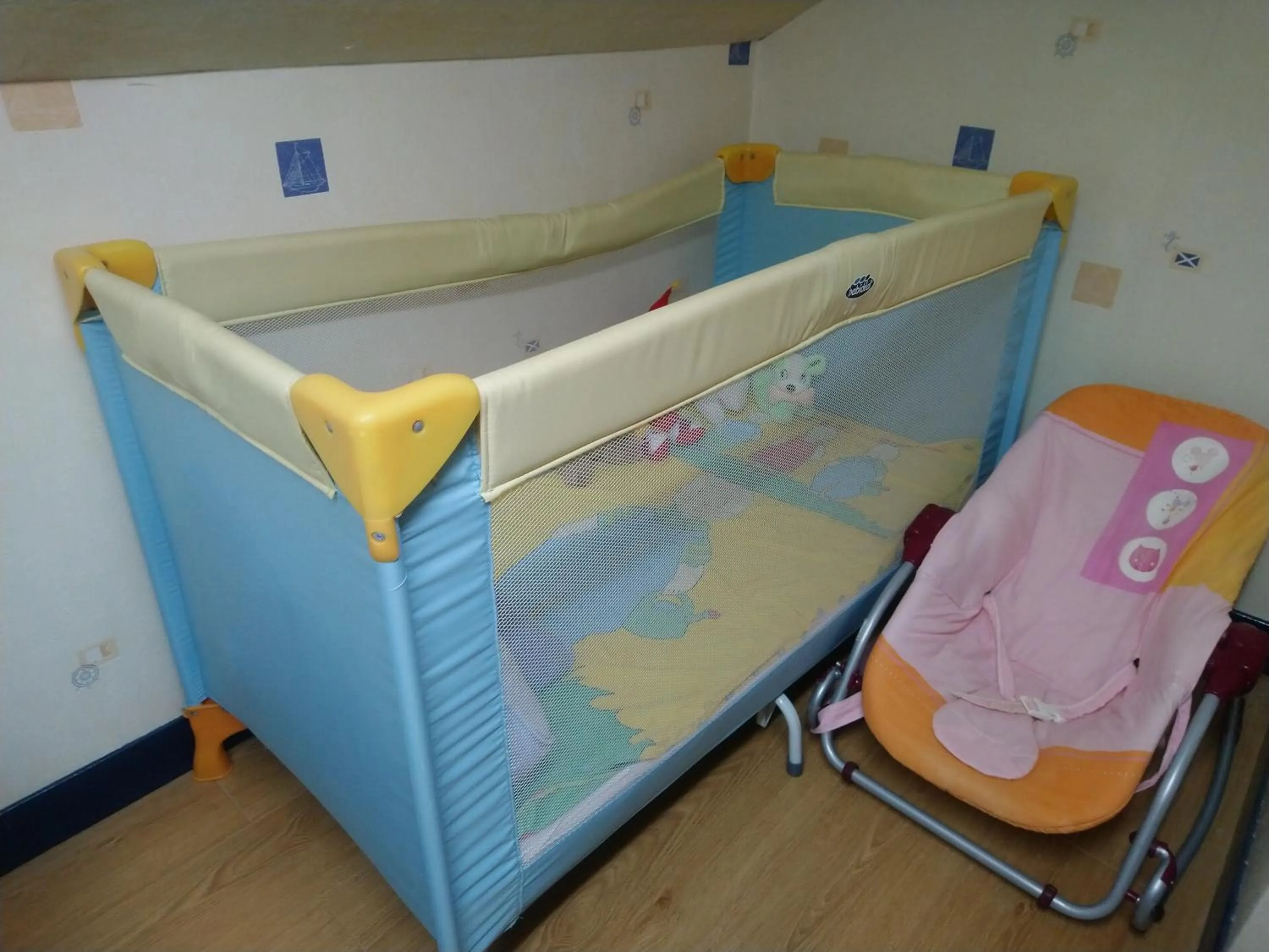 Bed in Les Aubretias