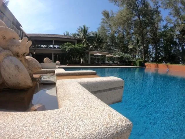 Swimming pool in Grand Southsea Khaolak Beach Resort
